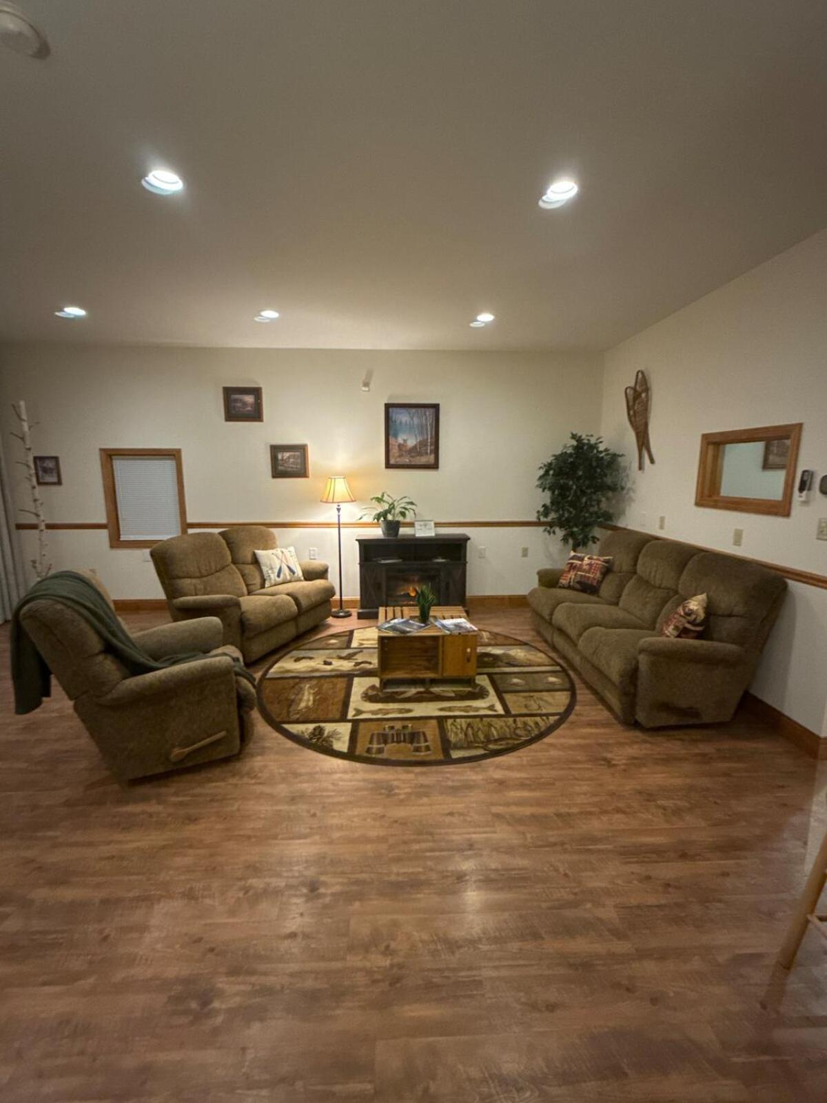 Prime Northern Maine Snowmobiling Retreat with Full Kitchen & Winter Trails Access