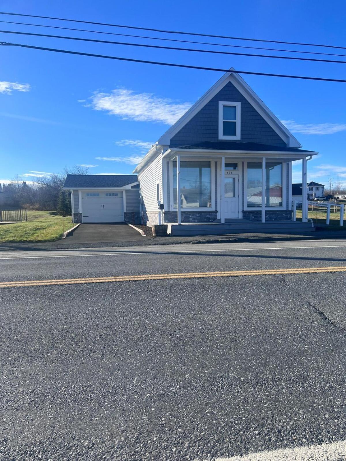 Prime Northern Maine Snowmobiling Retreat with Full Kitchen & Winter Trails Access