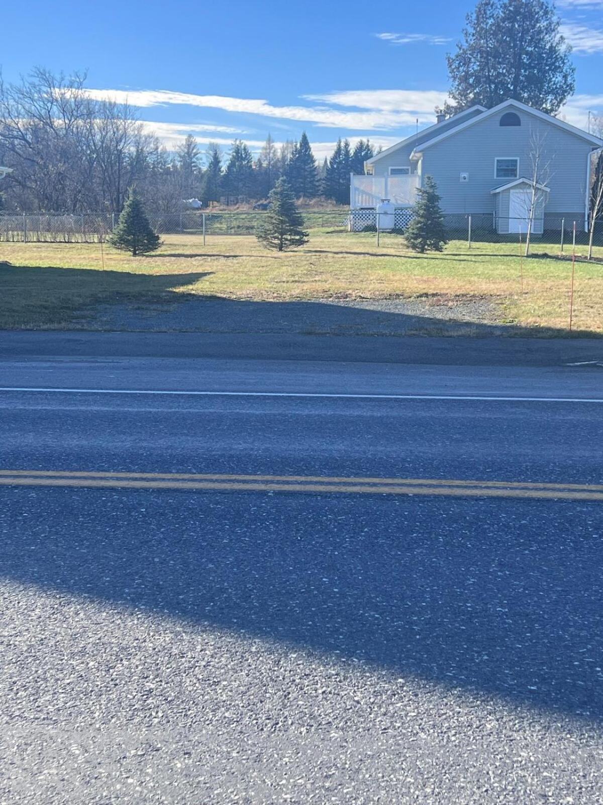 Prime Northern Maine Snowmobiling Retreat with Full Kitchen & Winter Trails Access