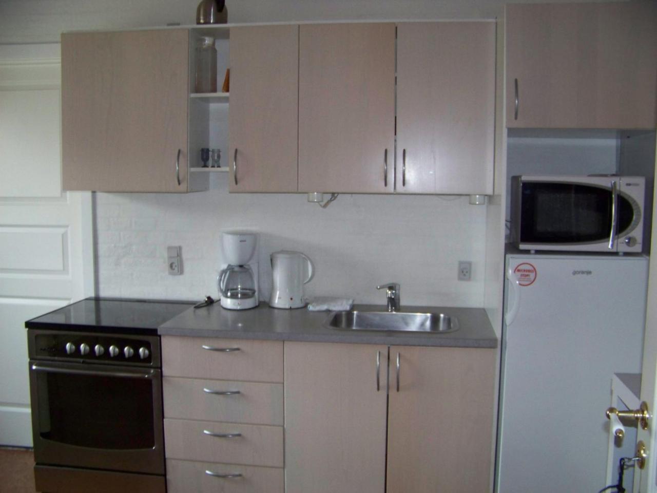 Solvang Apartments view 3