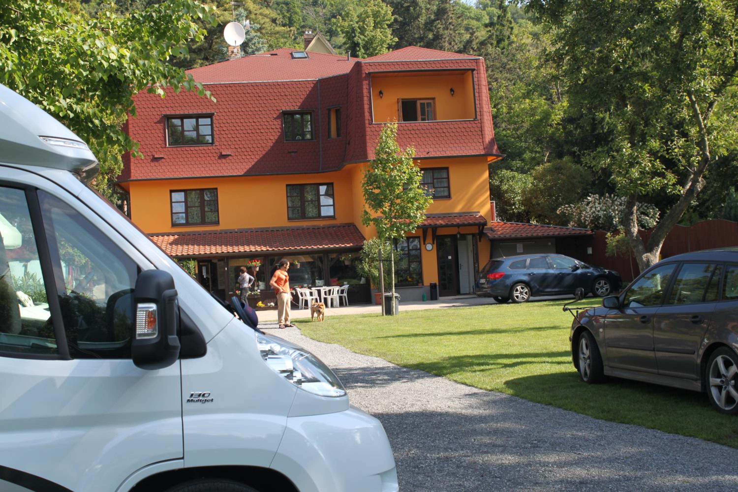 Pension Trojská