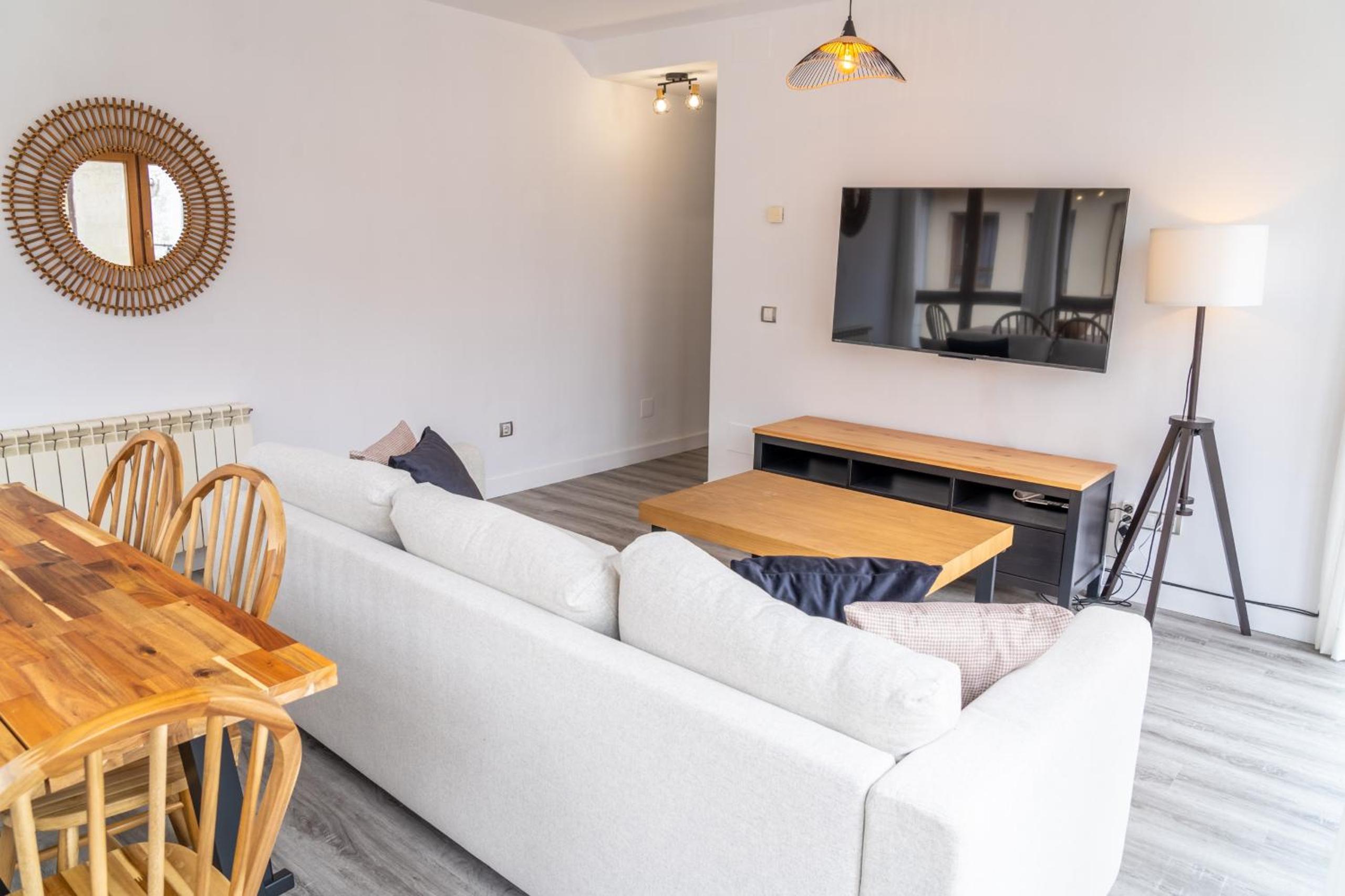 Amplio Apartamento en Llanes Centro