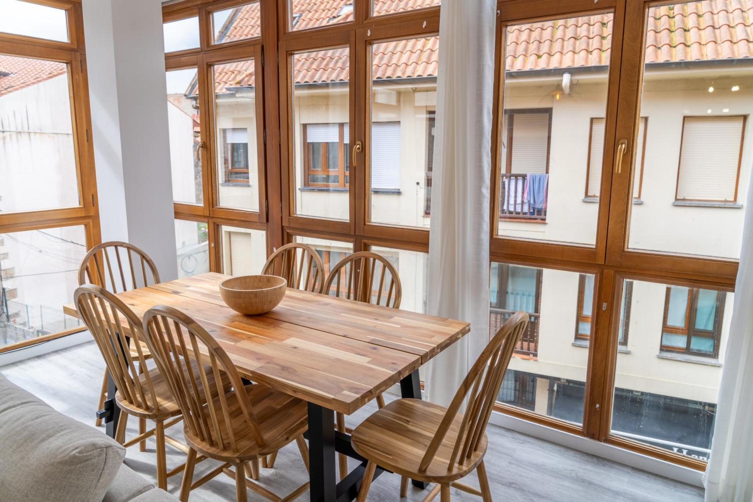 Amplio Apartamento en Llanes Centro