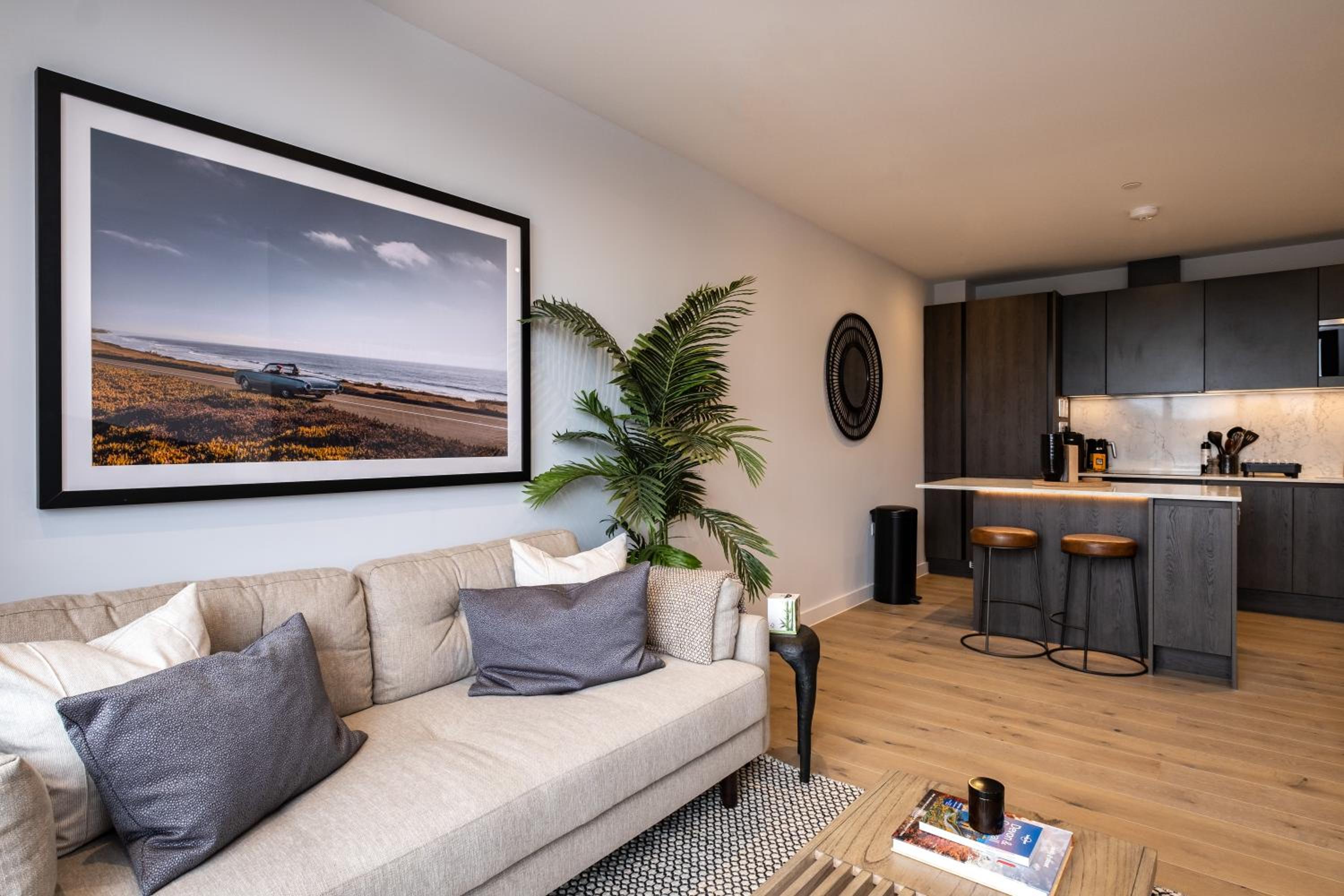 Modern 1-Bedroom Apartment in the Heart of Hayle