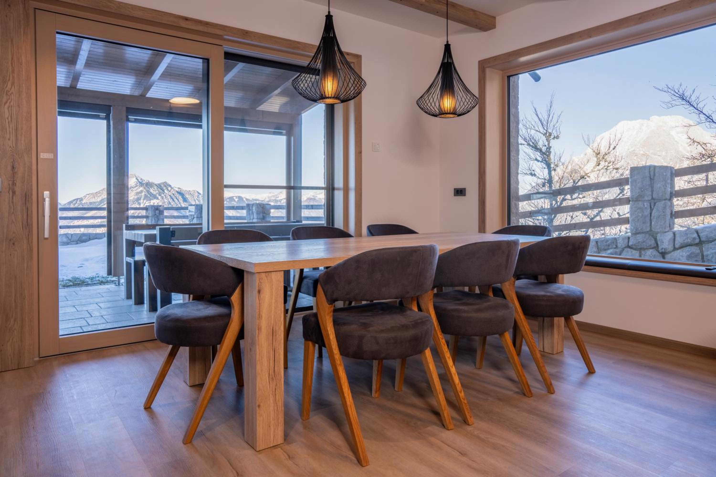 Vila Klif vacation home with sauna and terrace