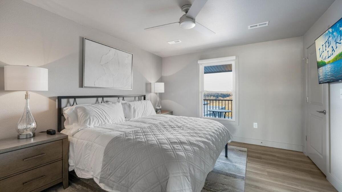 Luxury Apartment on the Strip!