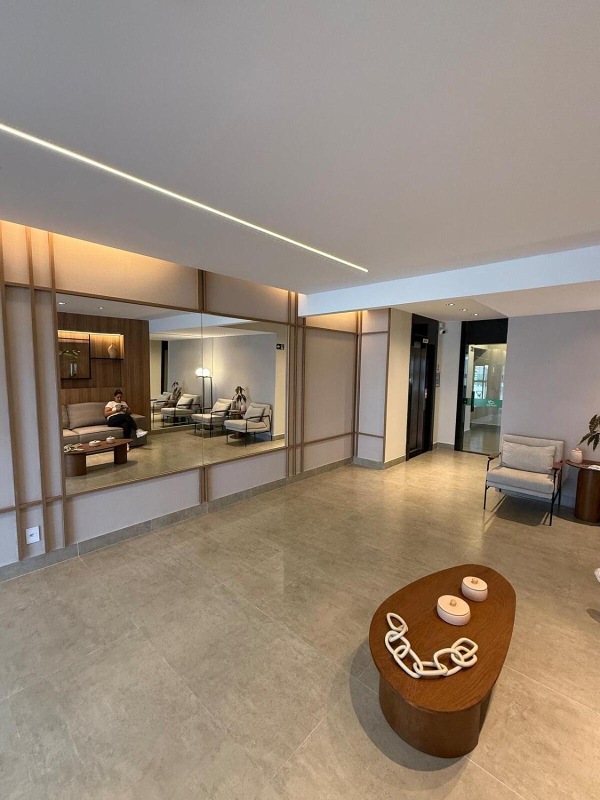 Apartamento novo pé na areia vista mar