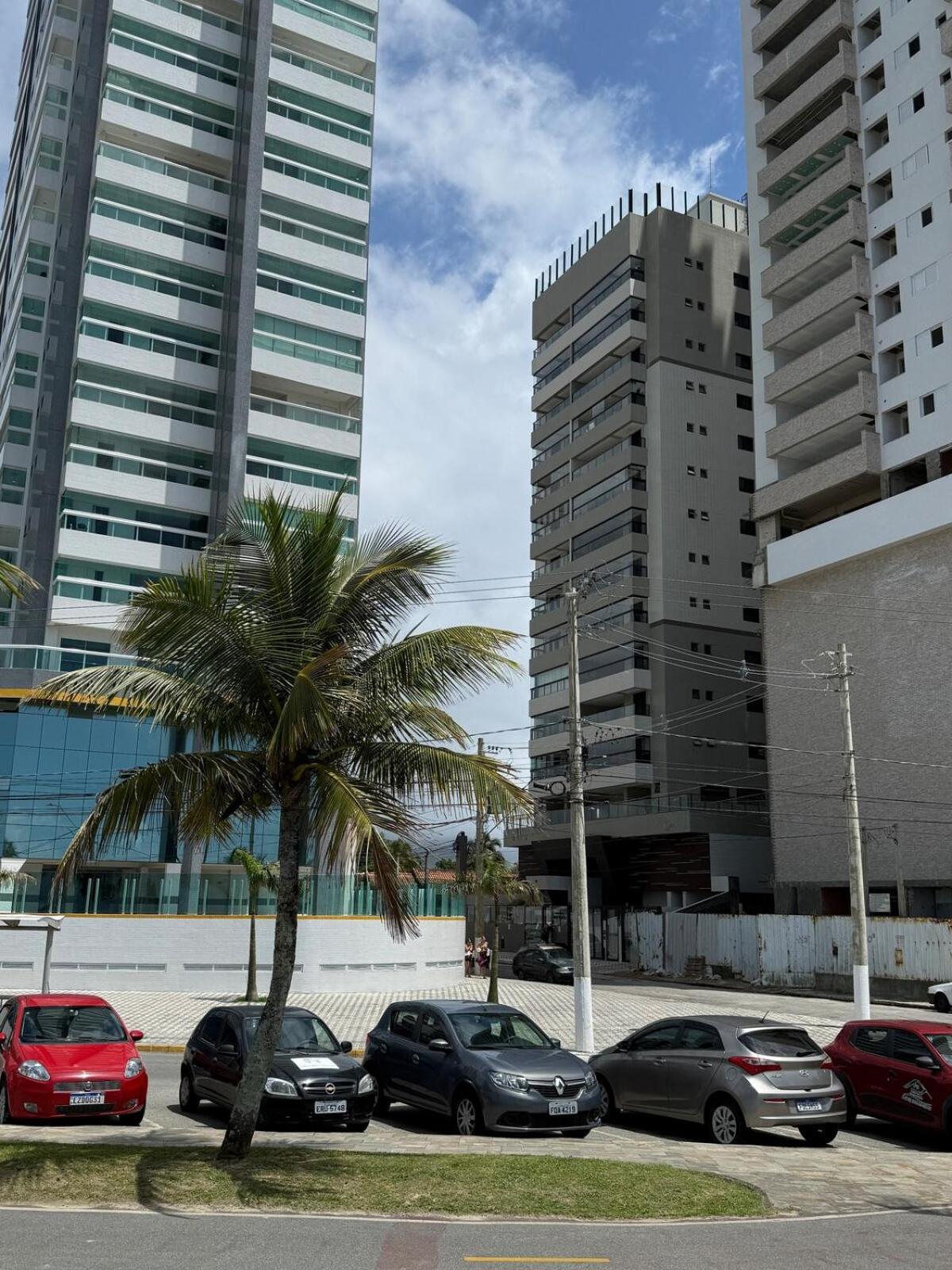 Apartamento novo pé na areia vista mar