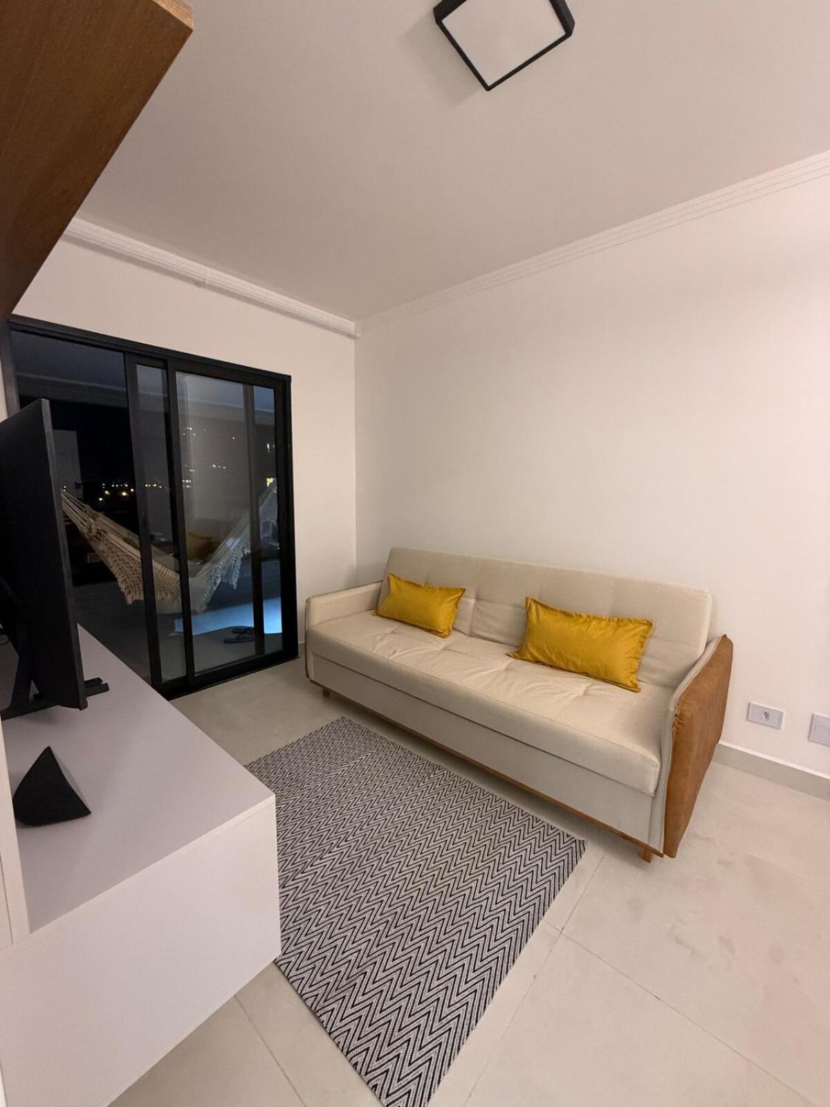 Apartamento novo pé na areia vista mar