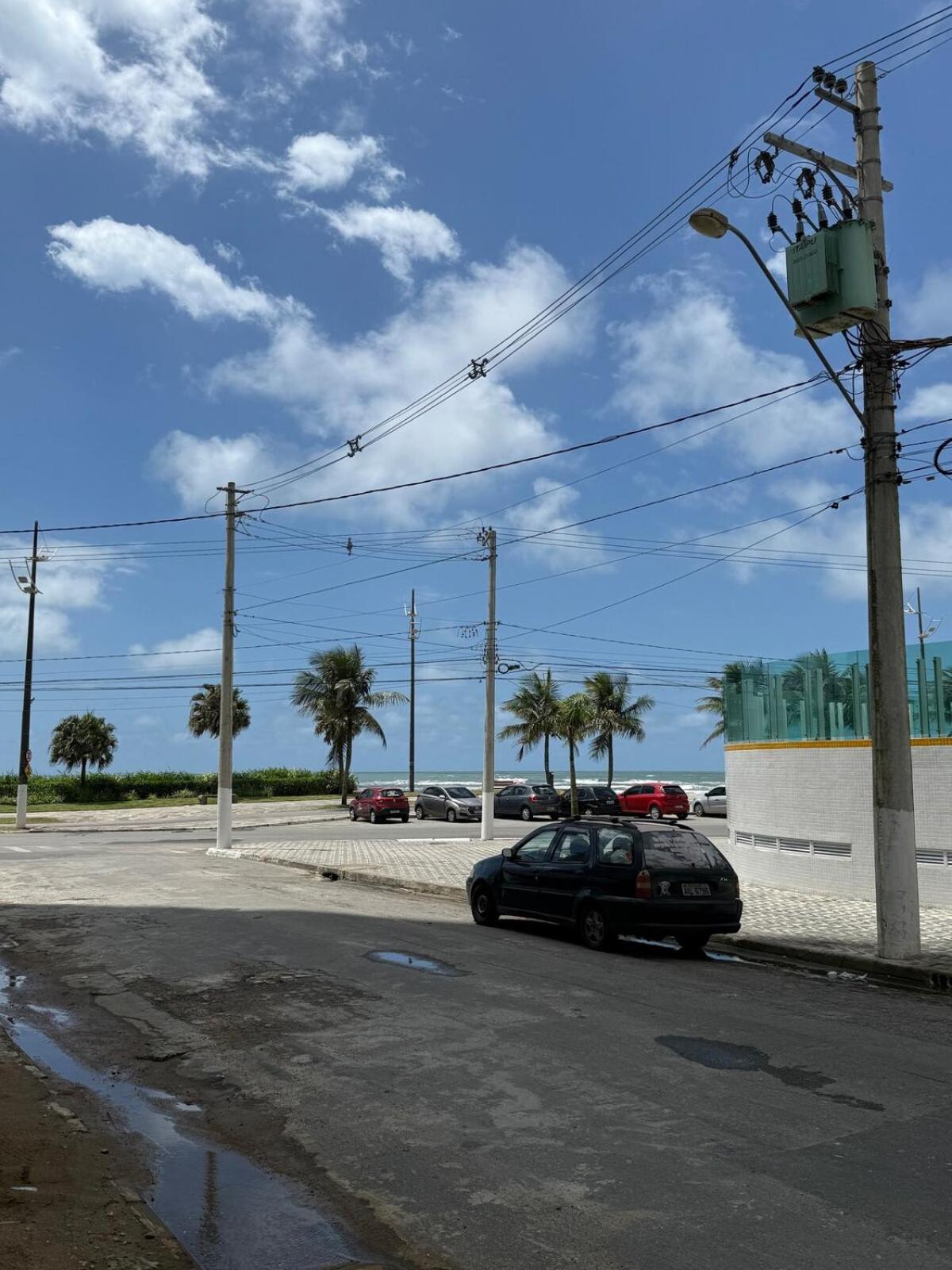 Apartamento novo pé na areia vista mar