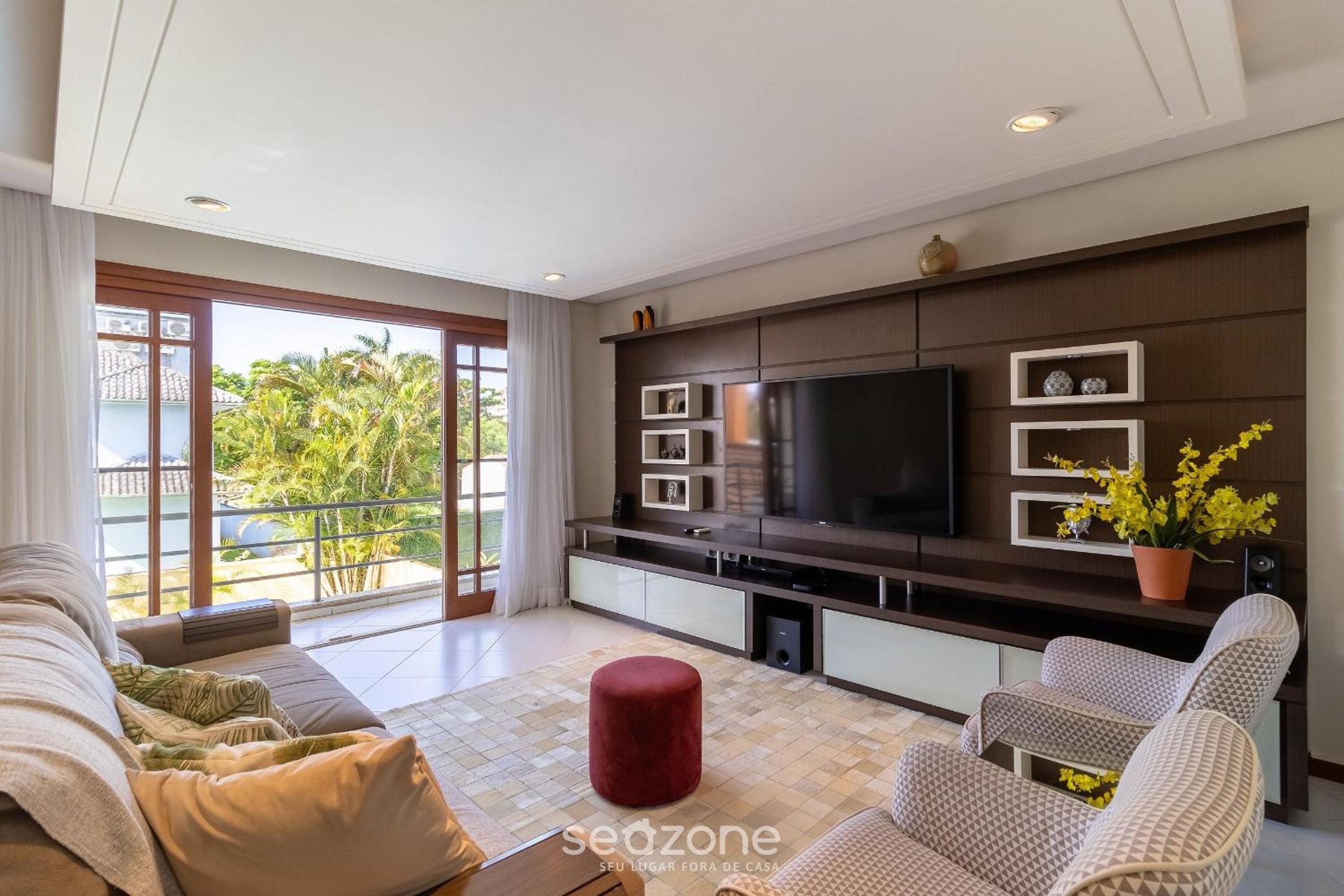 Duplex House w/ Pool, 850m from the Beach RDT0124
