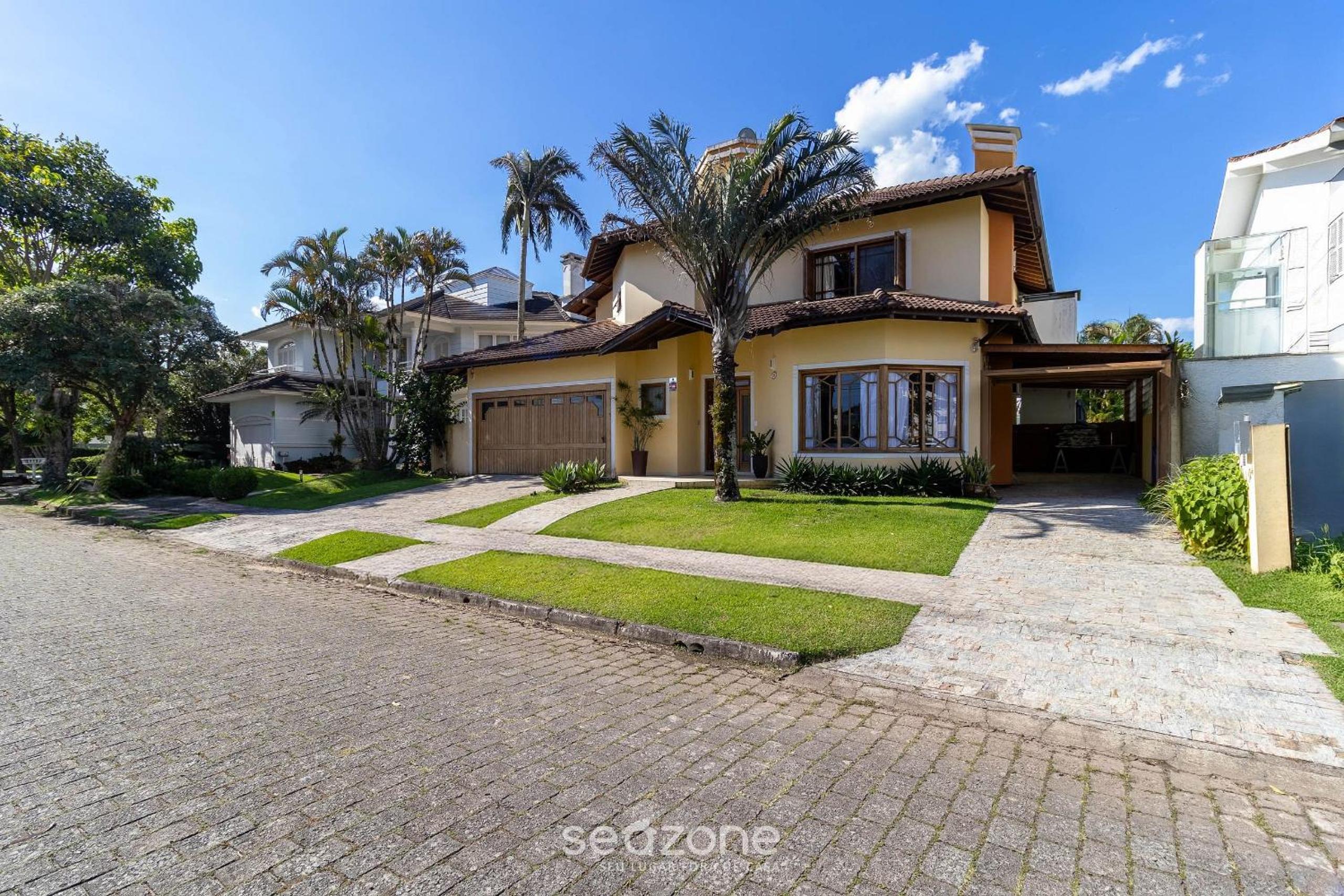 Duplex House w/ Pool, 850m from the Beach RDT0124
