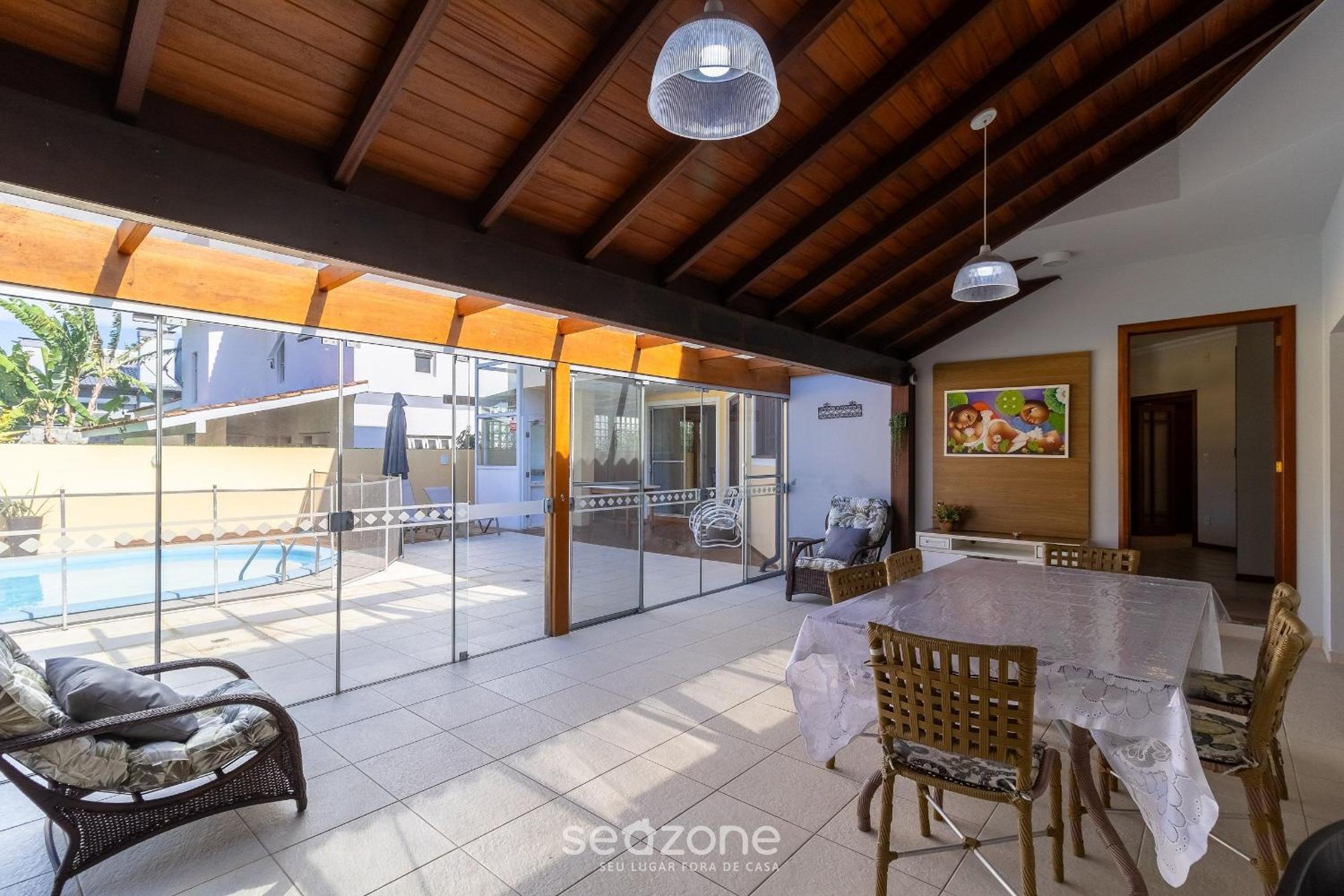 Duplex House w/ Pool, 850m from the Beach RDT0124
