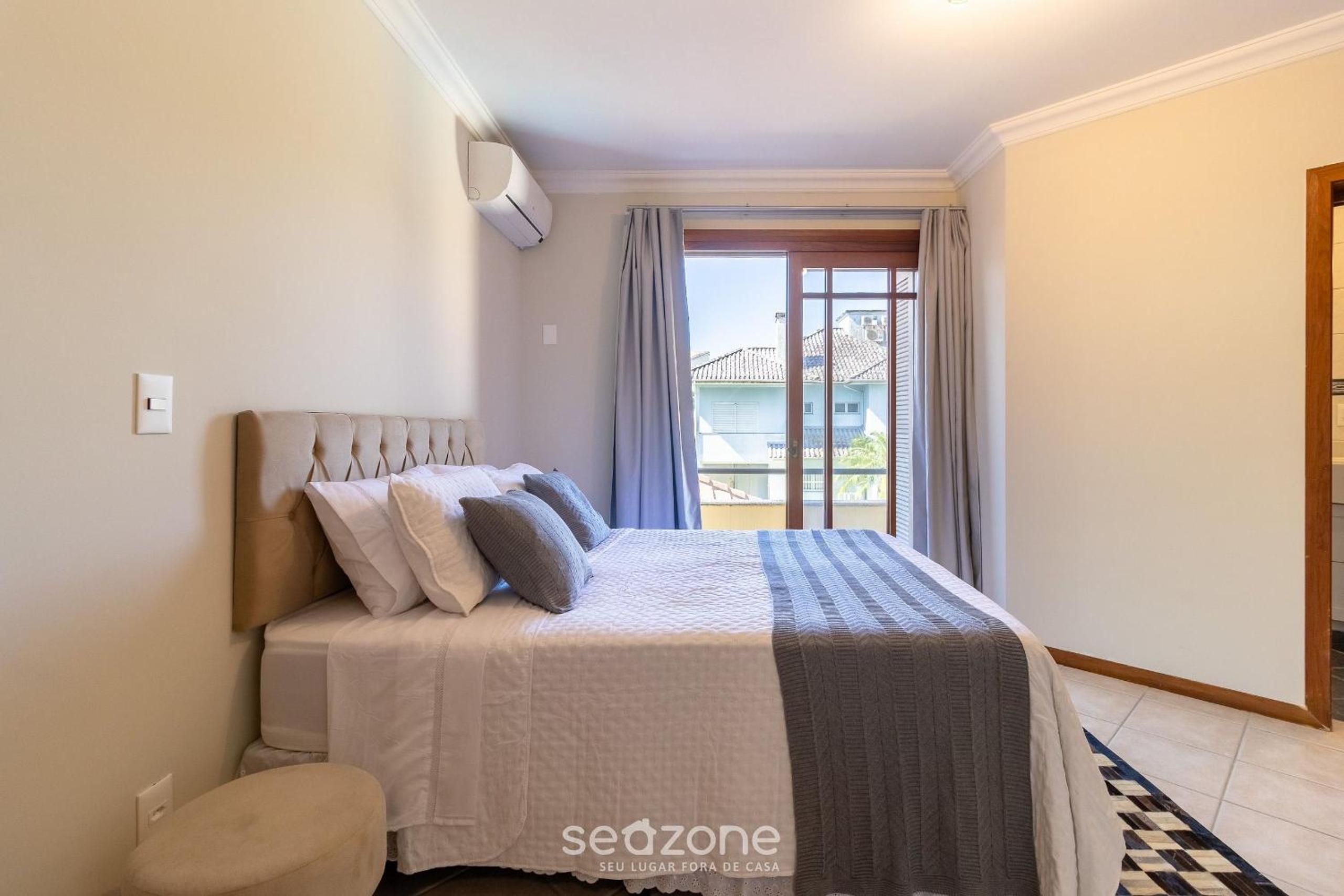 Duplex House w/ Pool, 850m from the Beach RDT0124