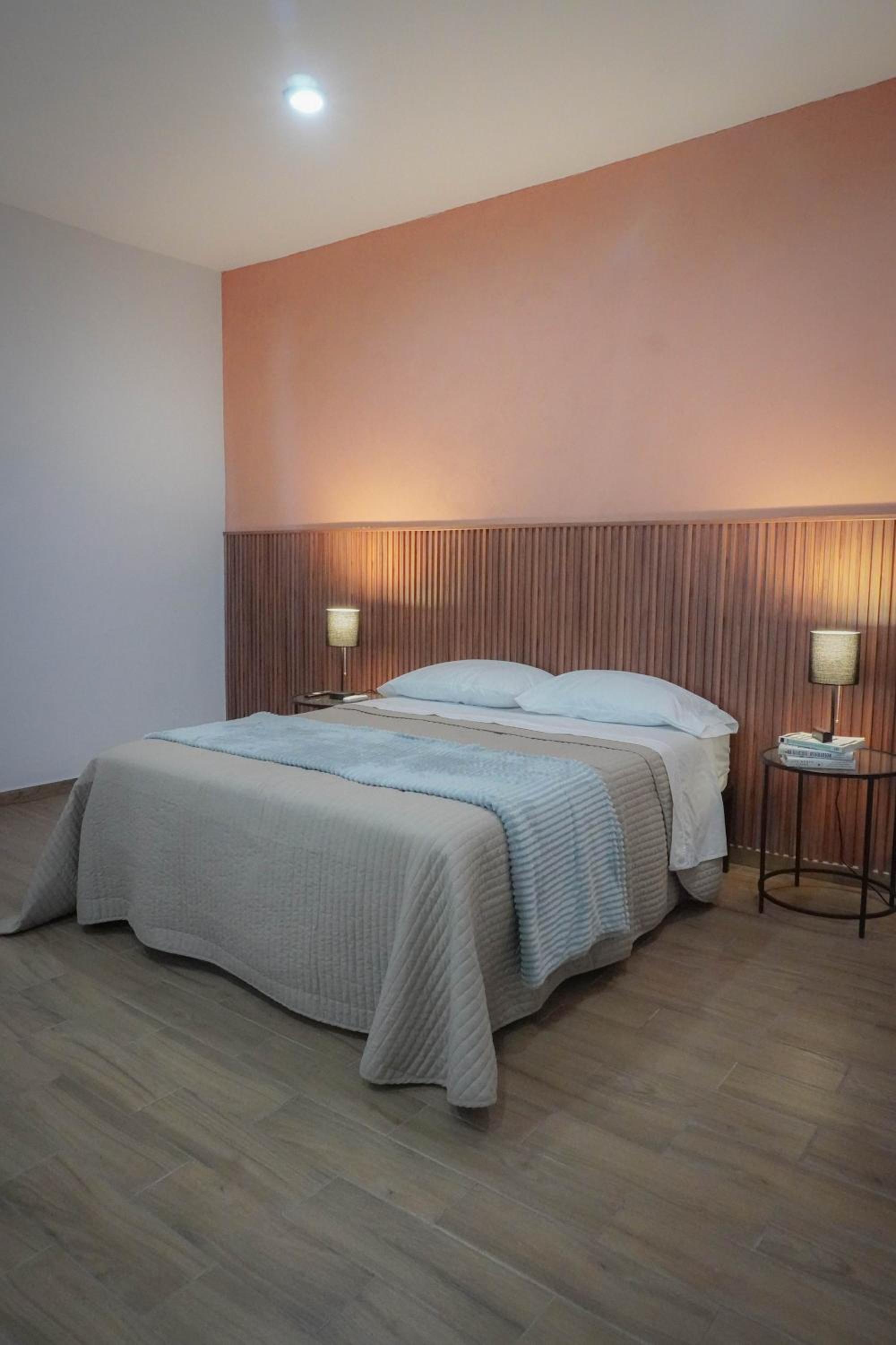 Modern Apartment with 2 Bedrooms Near sea