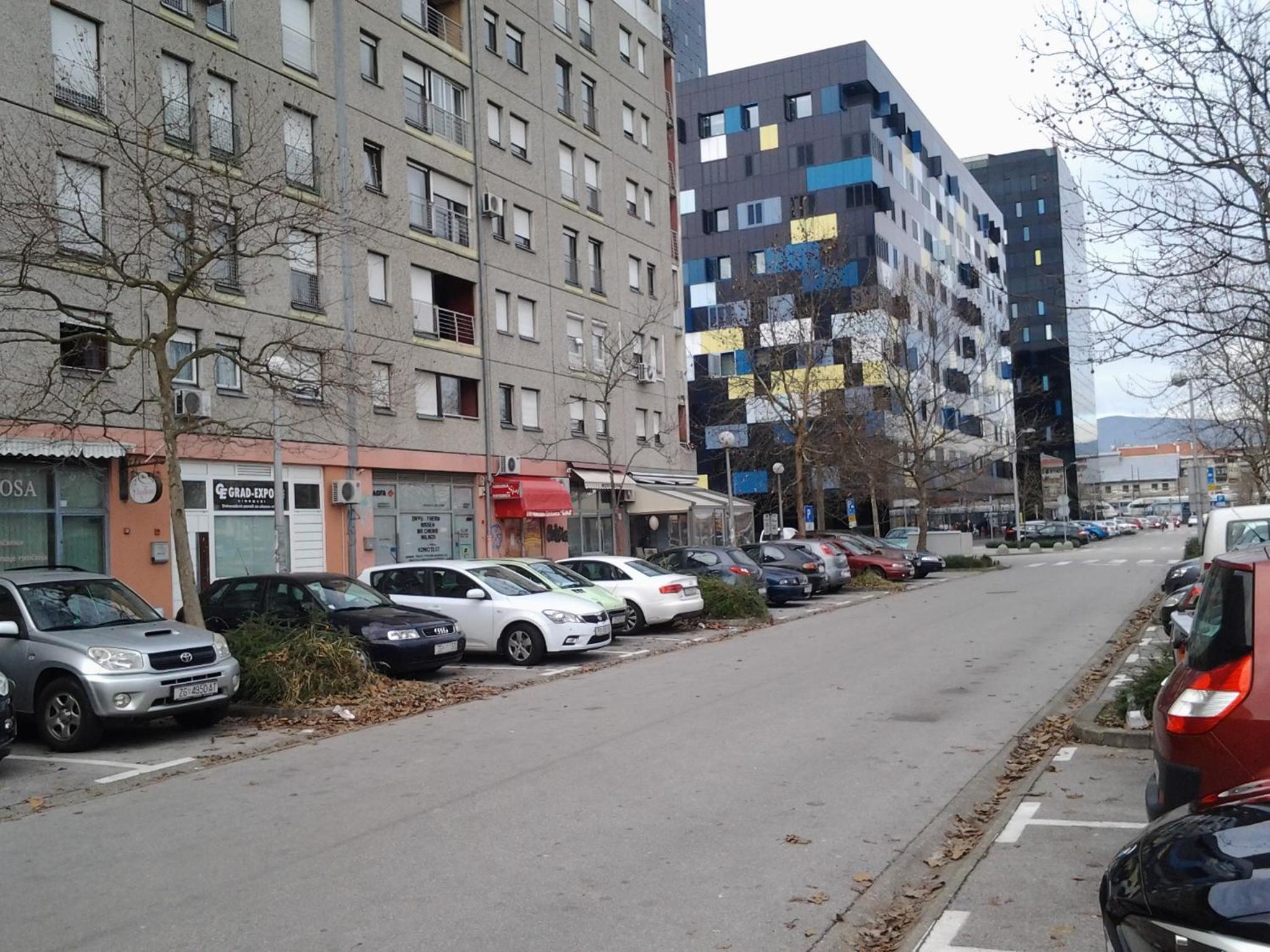 Photo 12