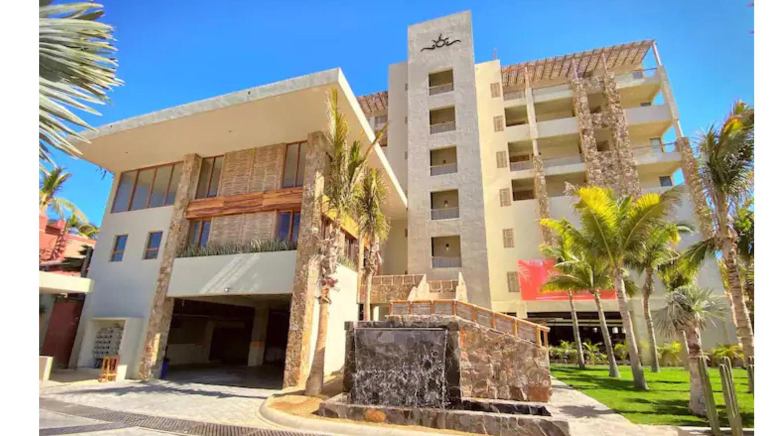 Oceanfront Living & Surfing in Cabo Paradisiacal 2BR Condo