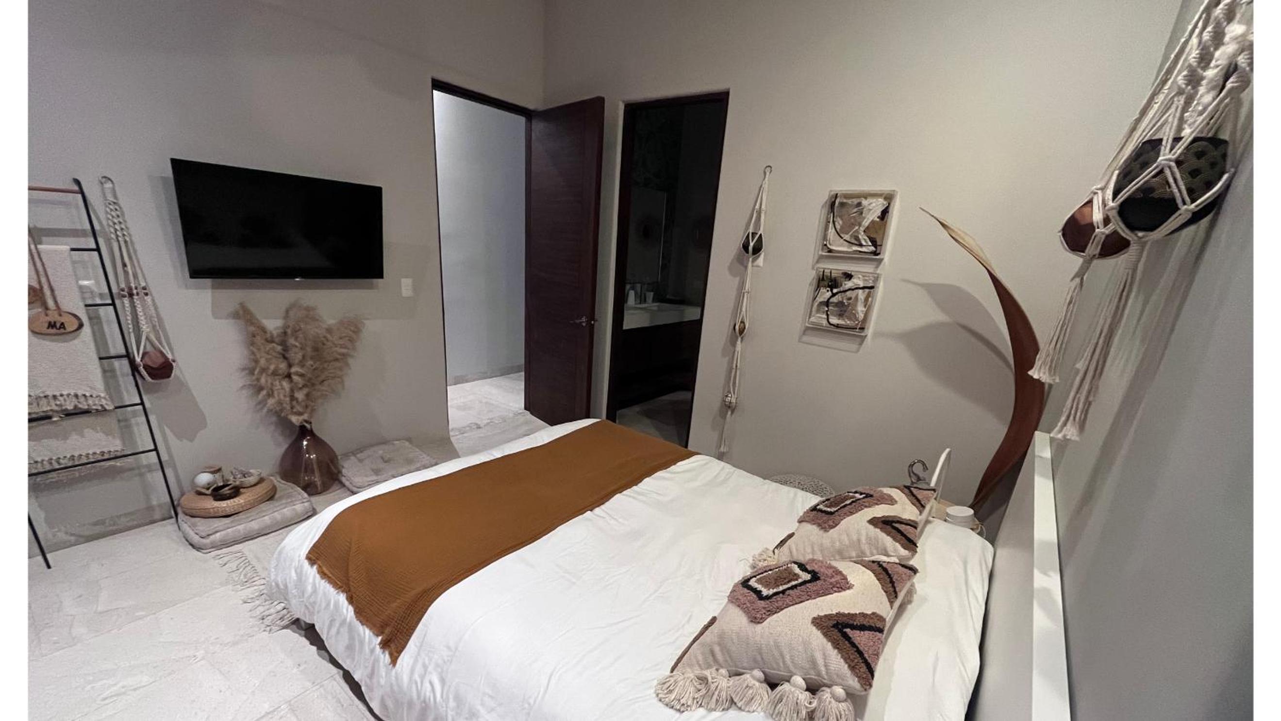 Oceanfront Living & Surfing in Cabo Paradisiacal 2BR Condo