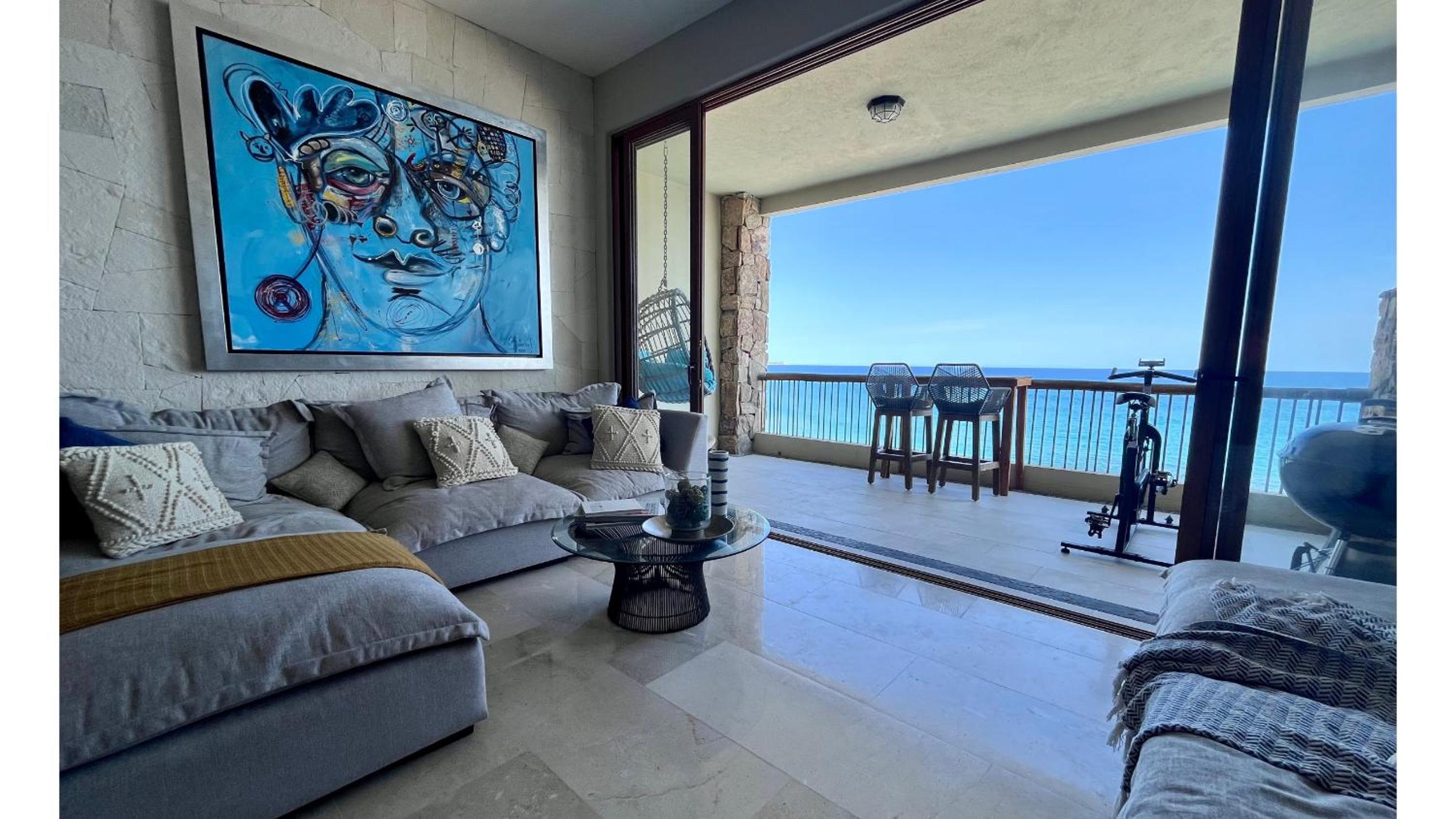 Oceanfront Living & Surfing in Cabo Paradisiacal 2BR Condo