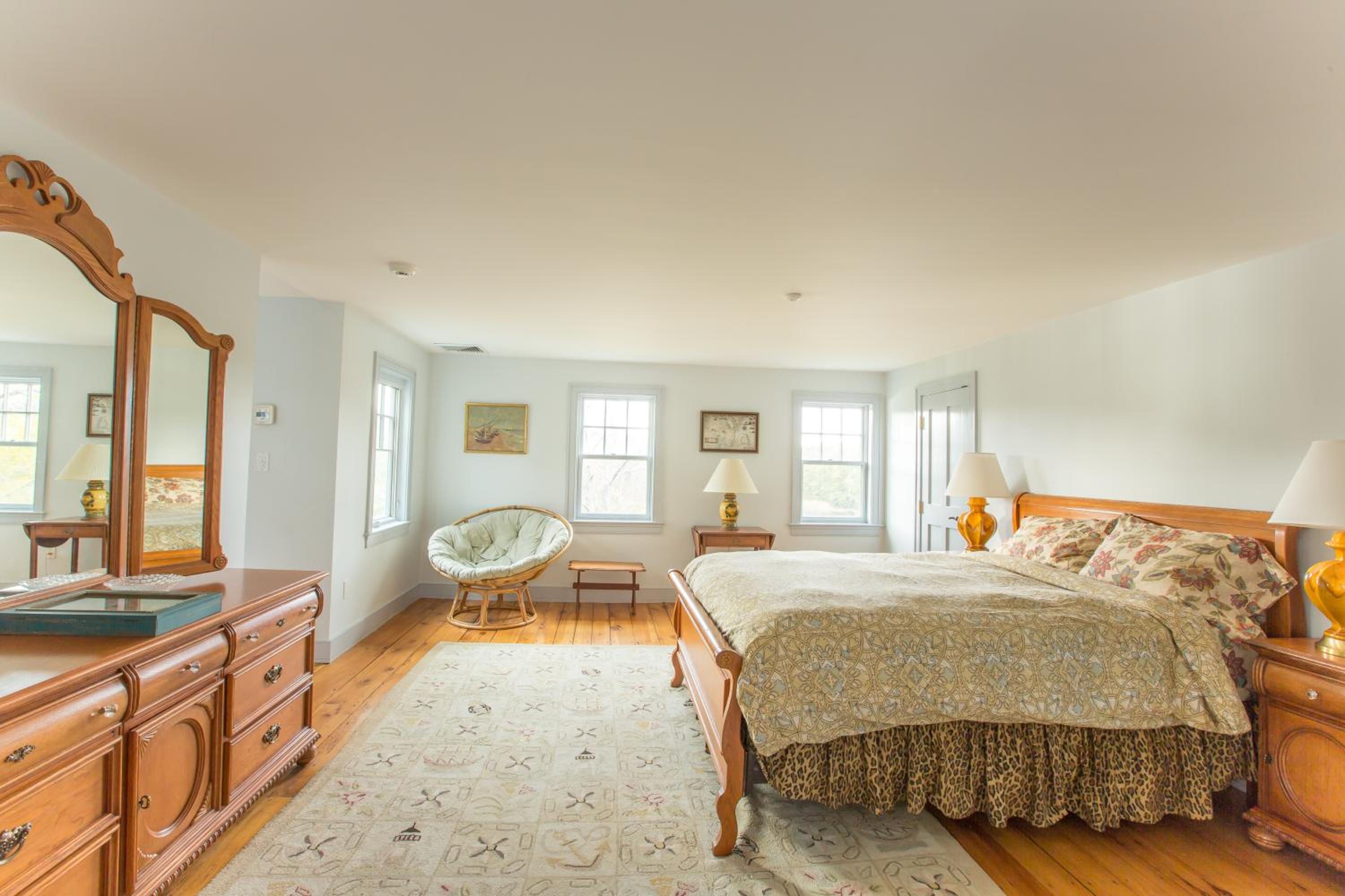Riverhouse - Property Image 16