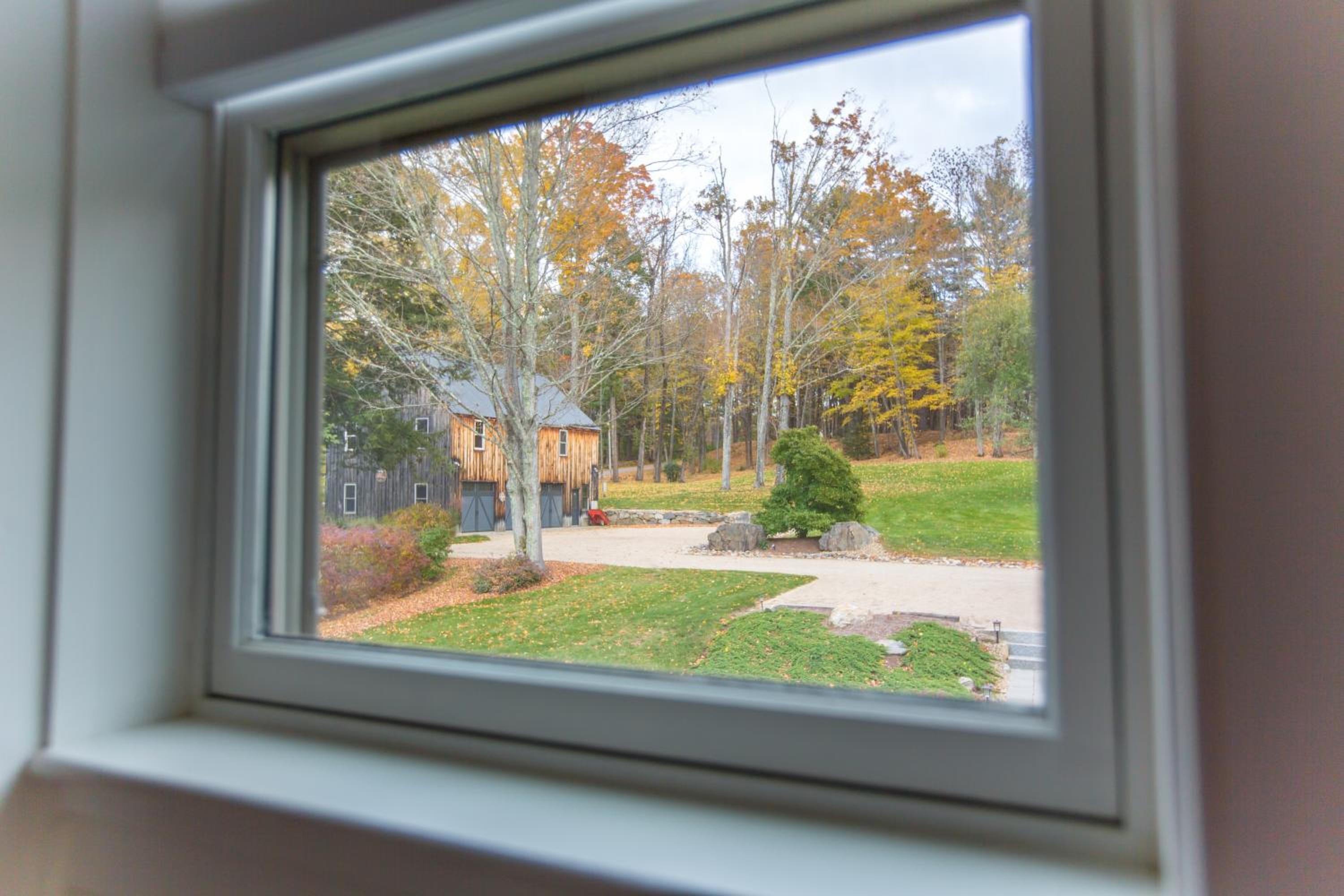 Riverhouse - Property Image 11