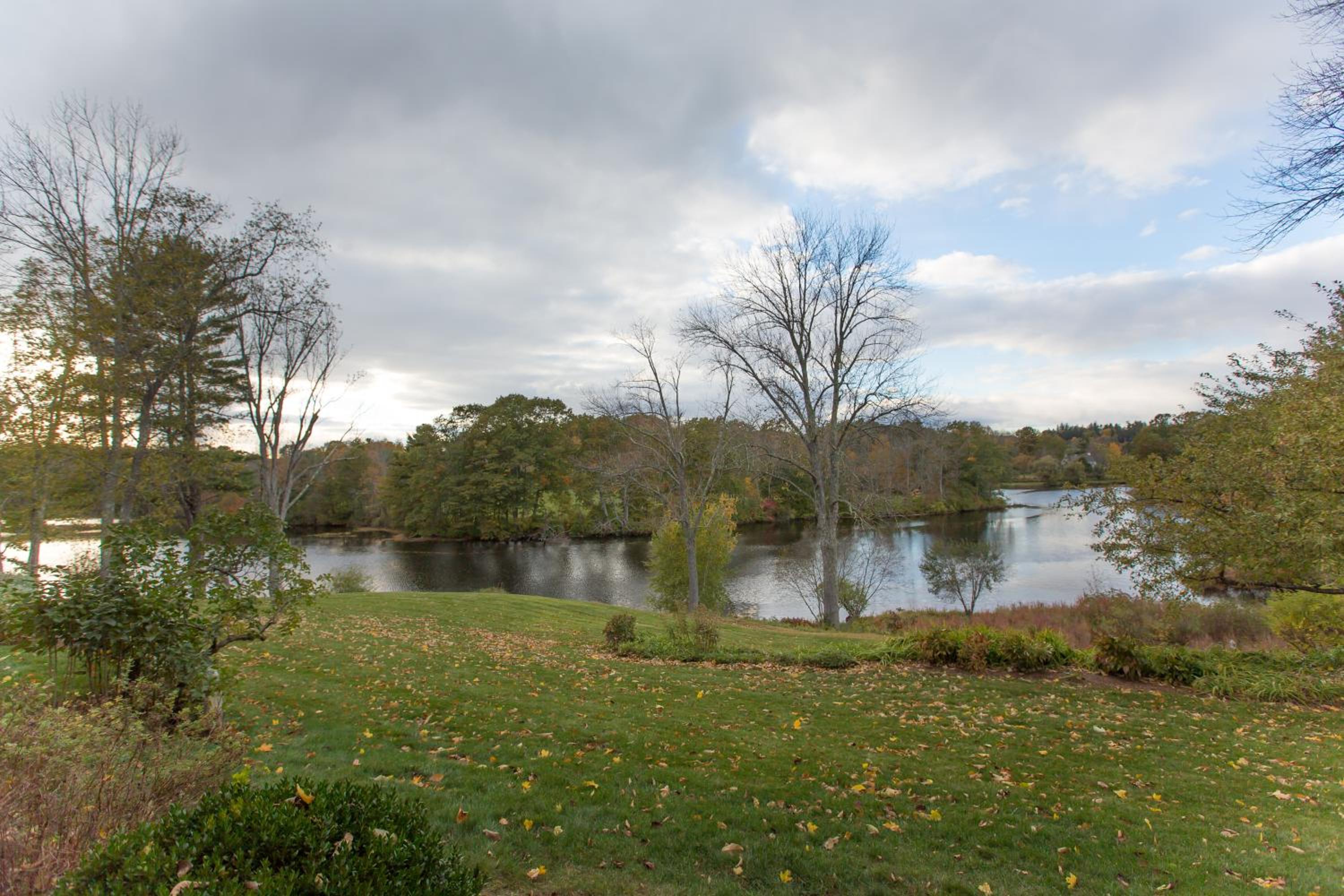 Riverhouse - Property Image 45