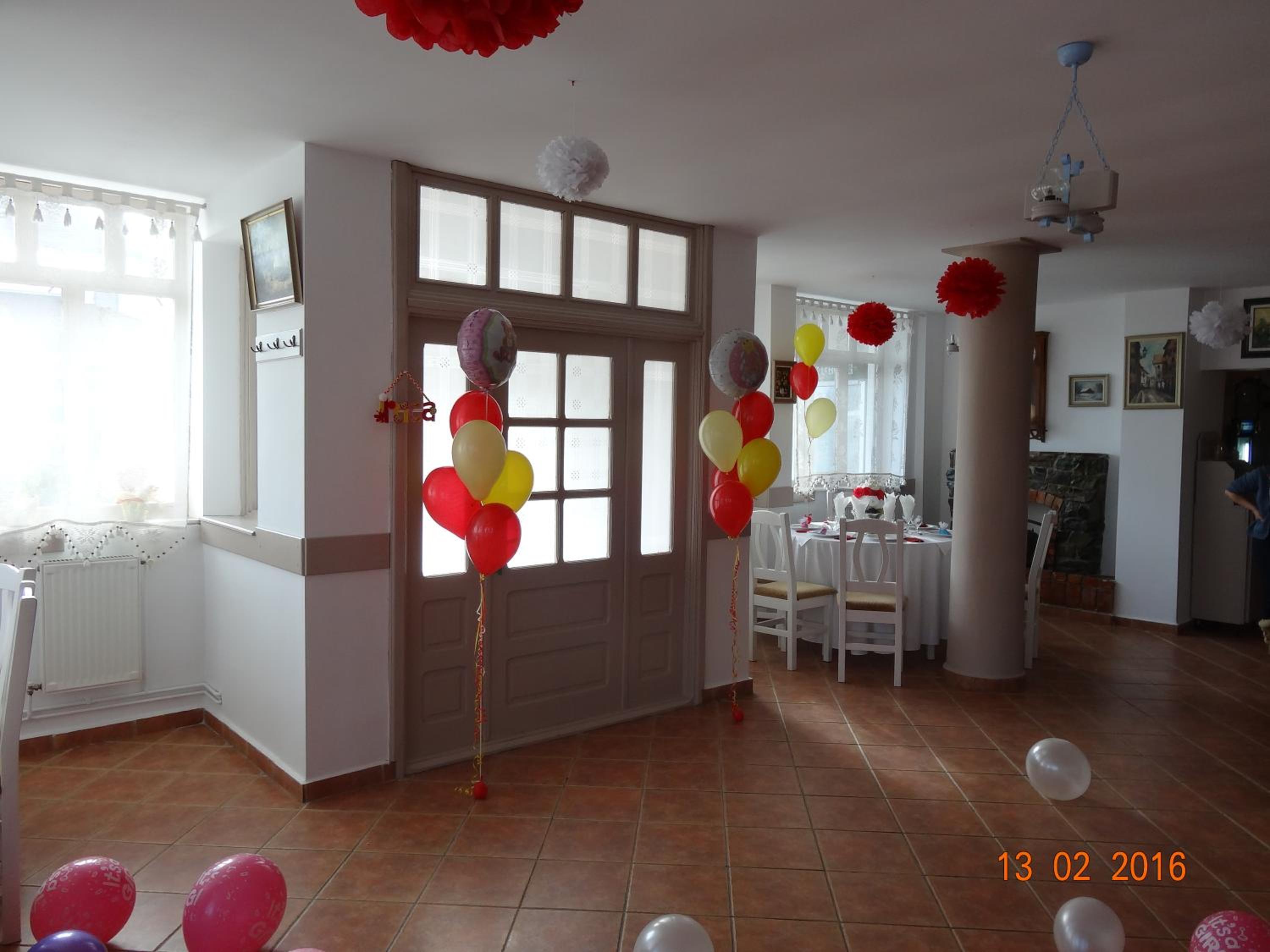 Photo 34