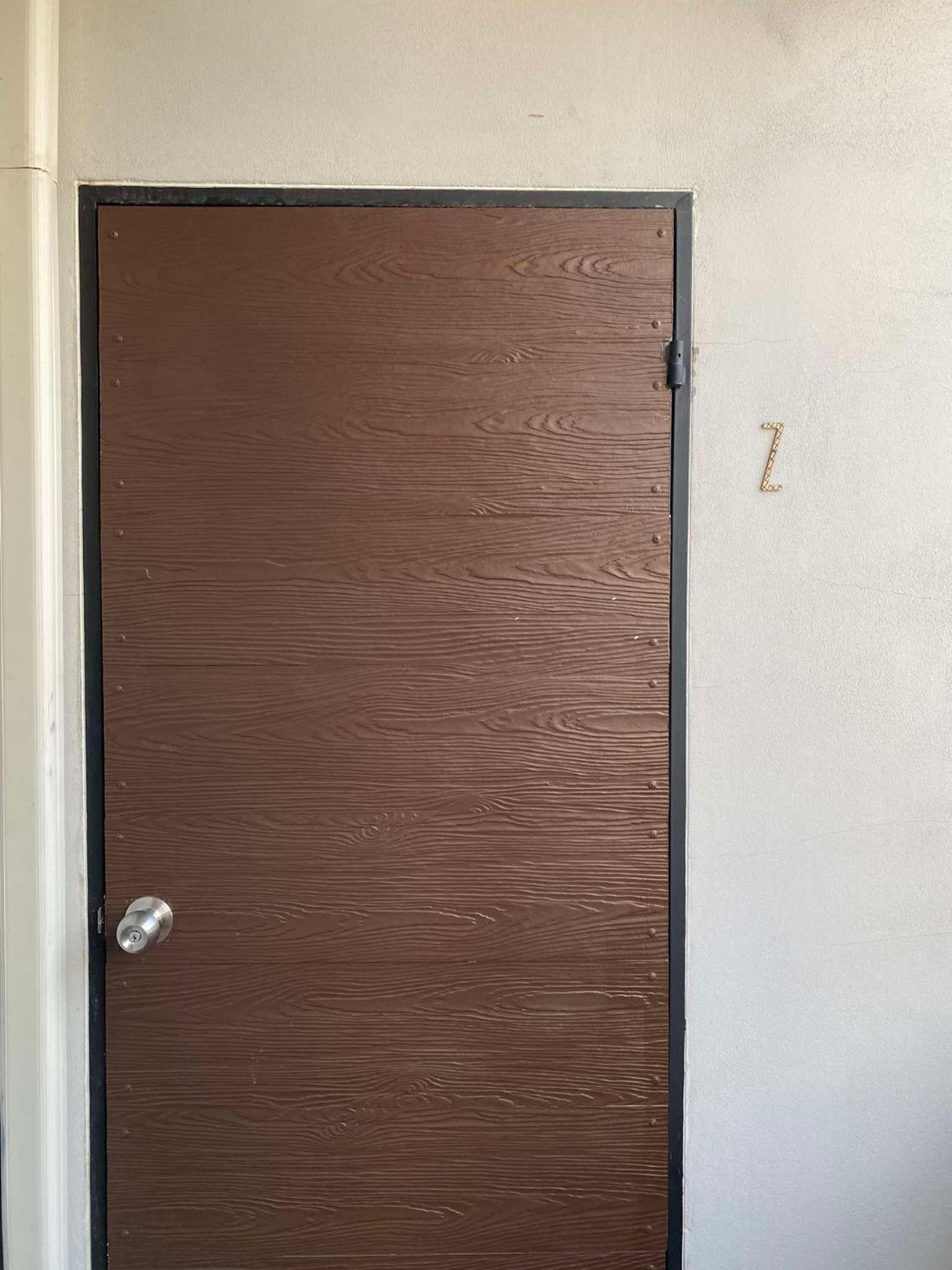 89 Bed & Studio Hostel