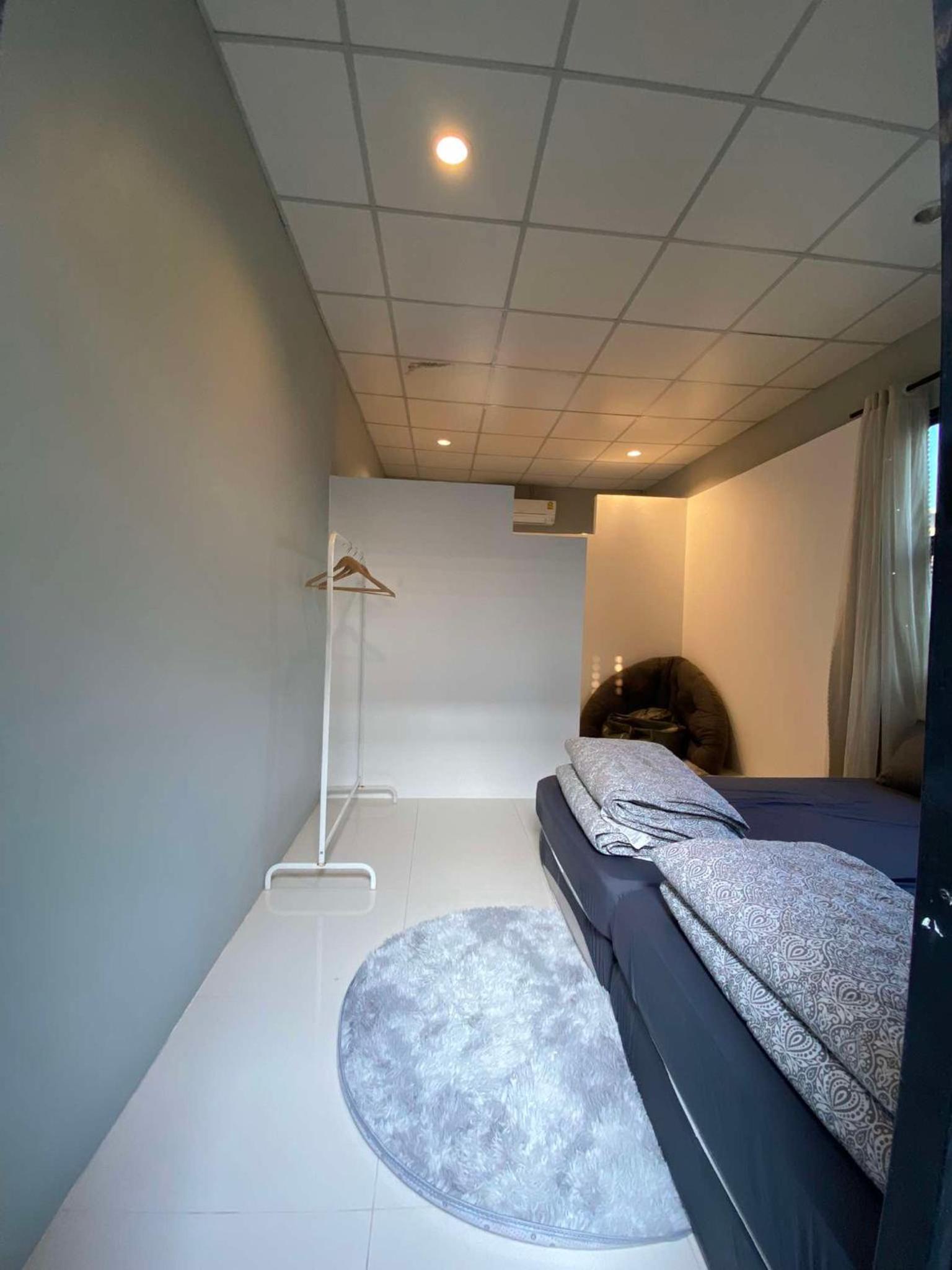 89 Bed & Studio Hostel