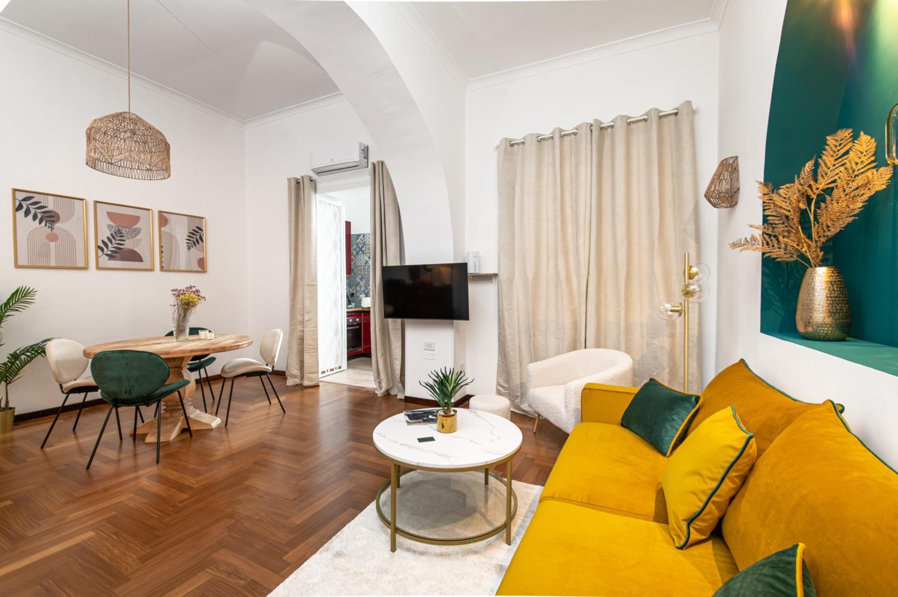 Quatrum Apartment