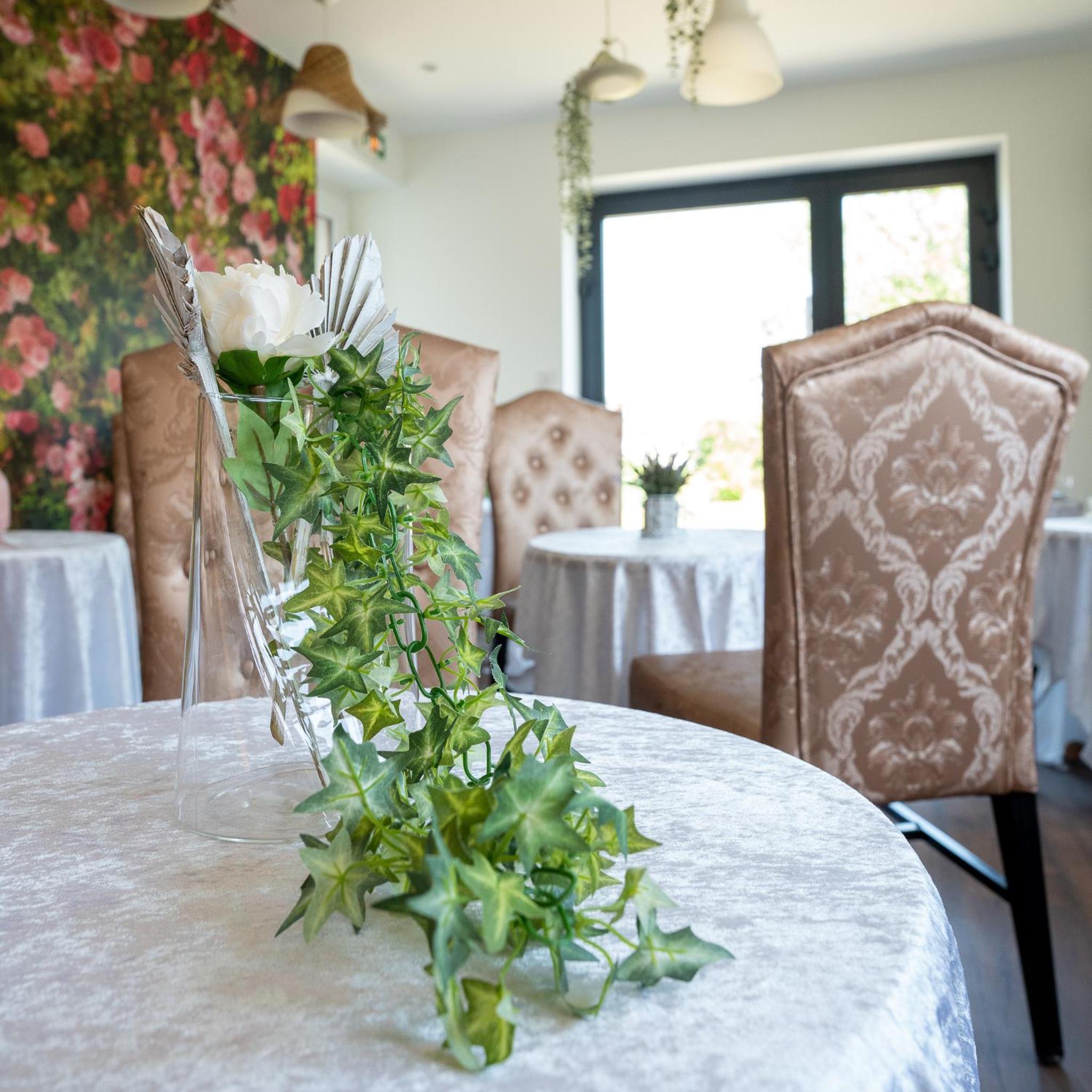 Le Jardin d'Eden by Leslodgespa