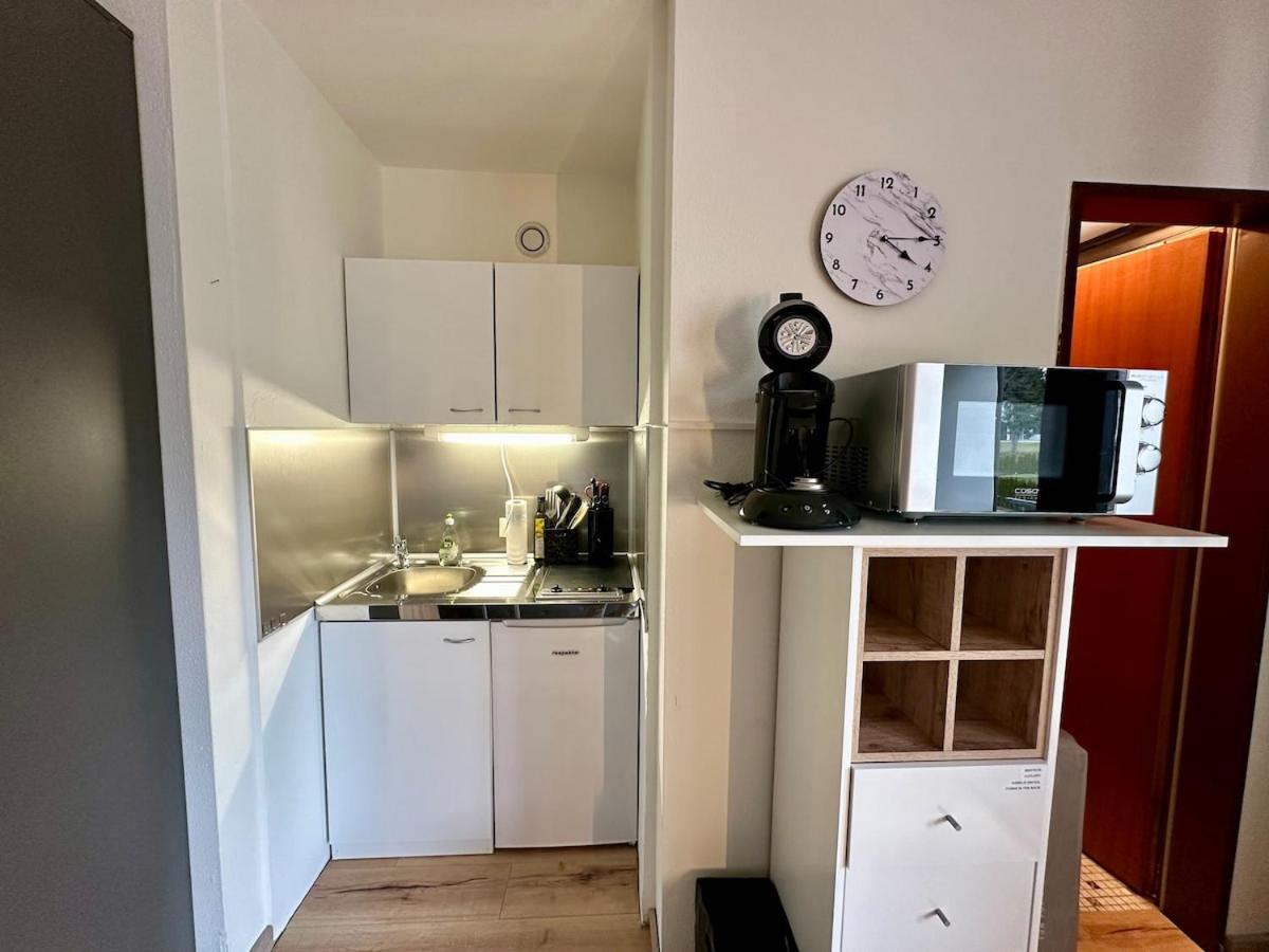 Mini Apartment mit Pool Nutzung & Balkon