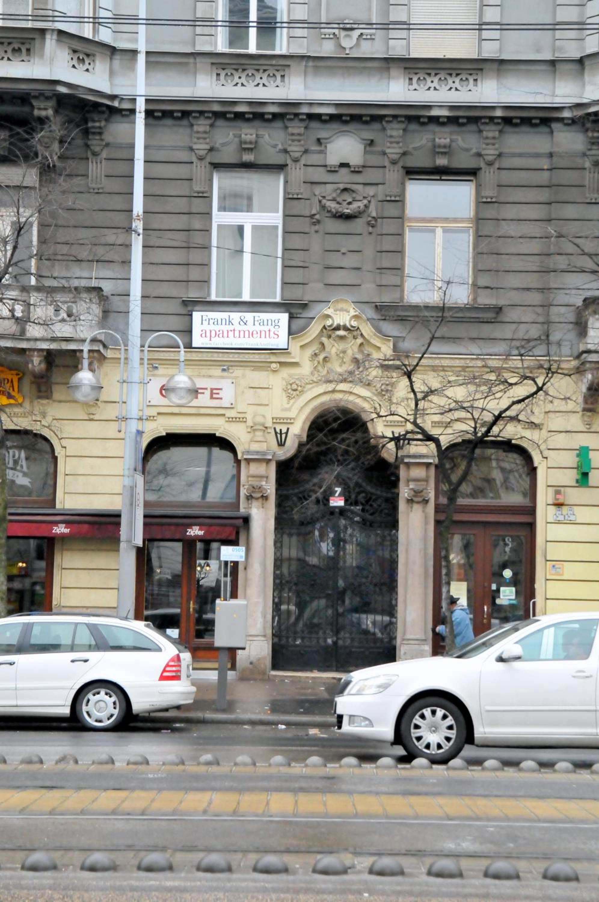 Photo 34