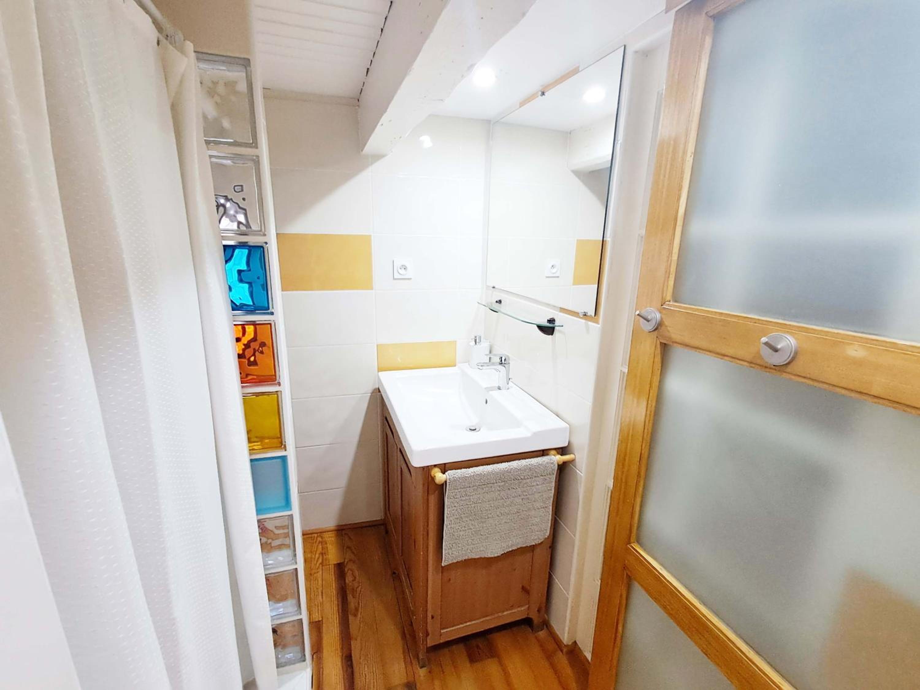 Le Pouffre, maison de pêcheur au quartier des artistes, clim, WiFi, photo 11