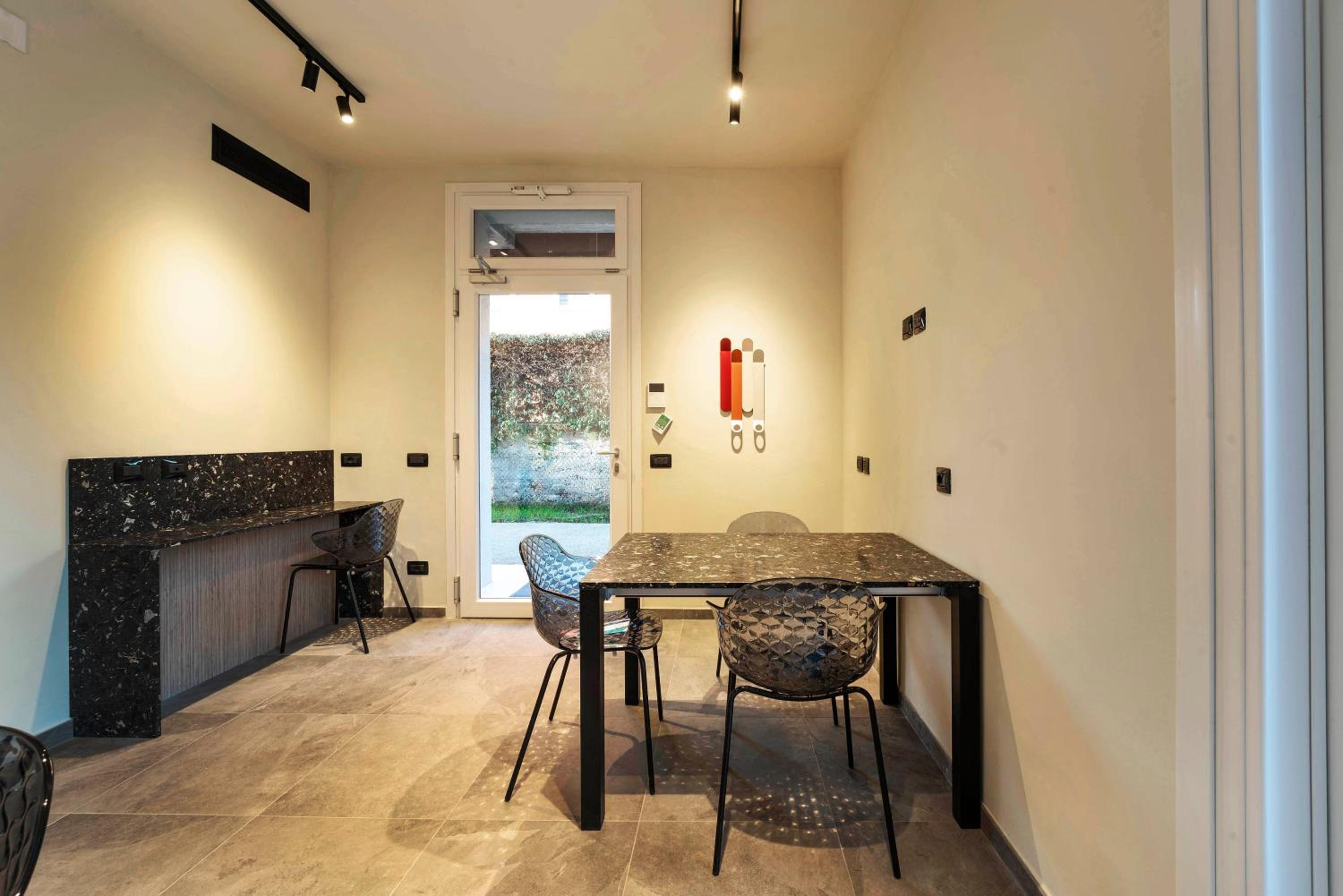 Italianflat - Verona's River, FREE PARKING for car & bike, nature, relax