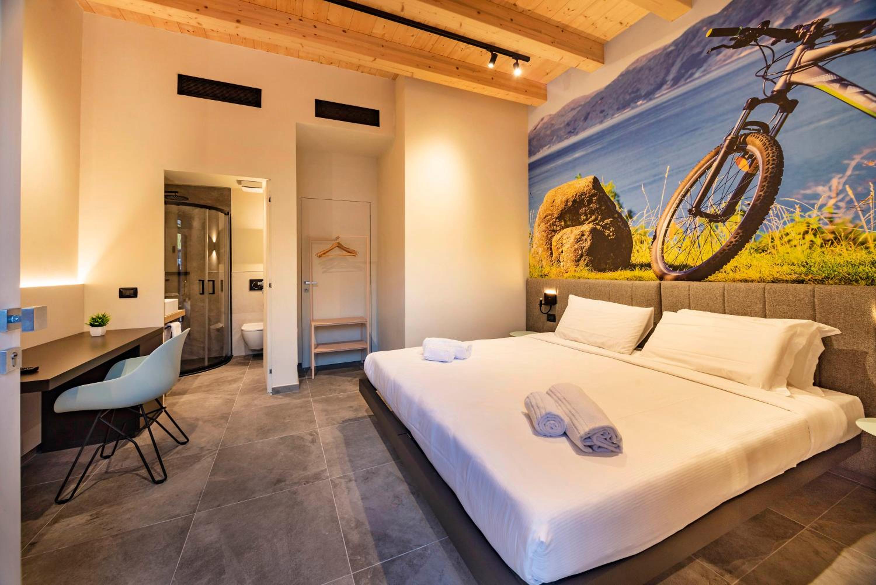 Italianflat - Verona's River, FREE PARKING for car & bike, nature, relax