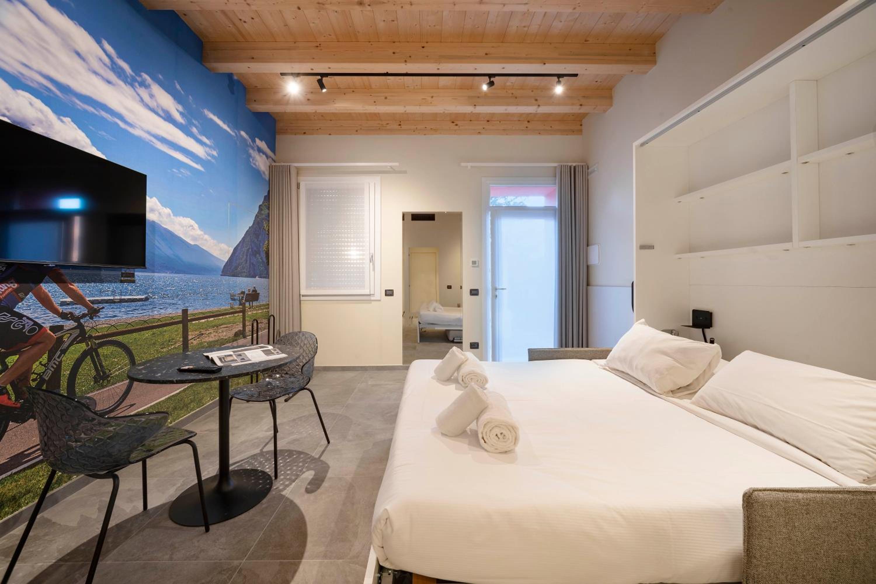 Italianflat - Verona's River, FREE PARKING for car & bike, nature, relax