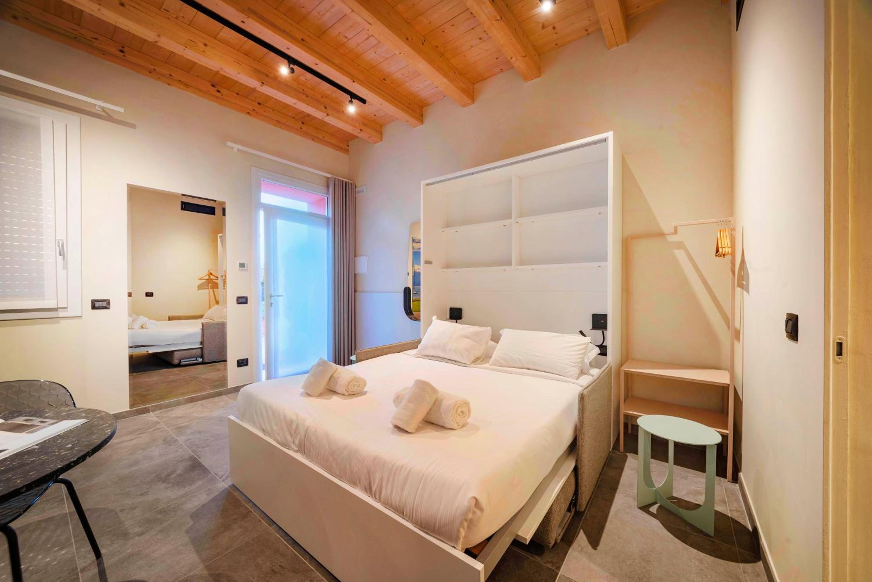 Italianflat - Verona's River, FREE PARKING for car & bike, nature, relax
