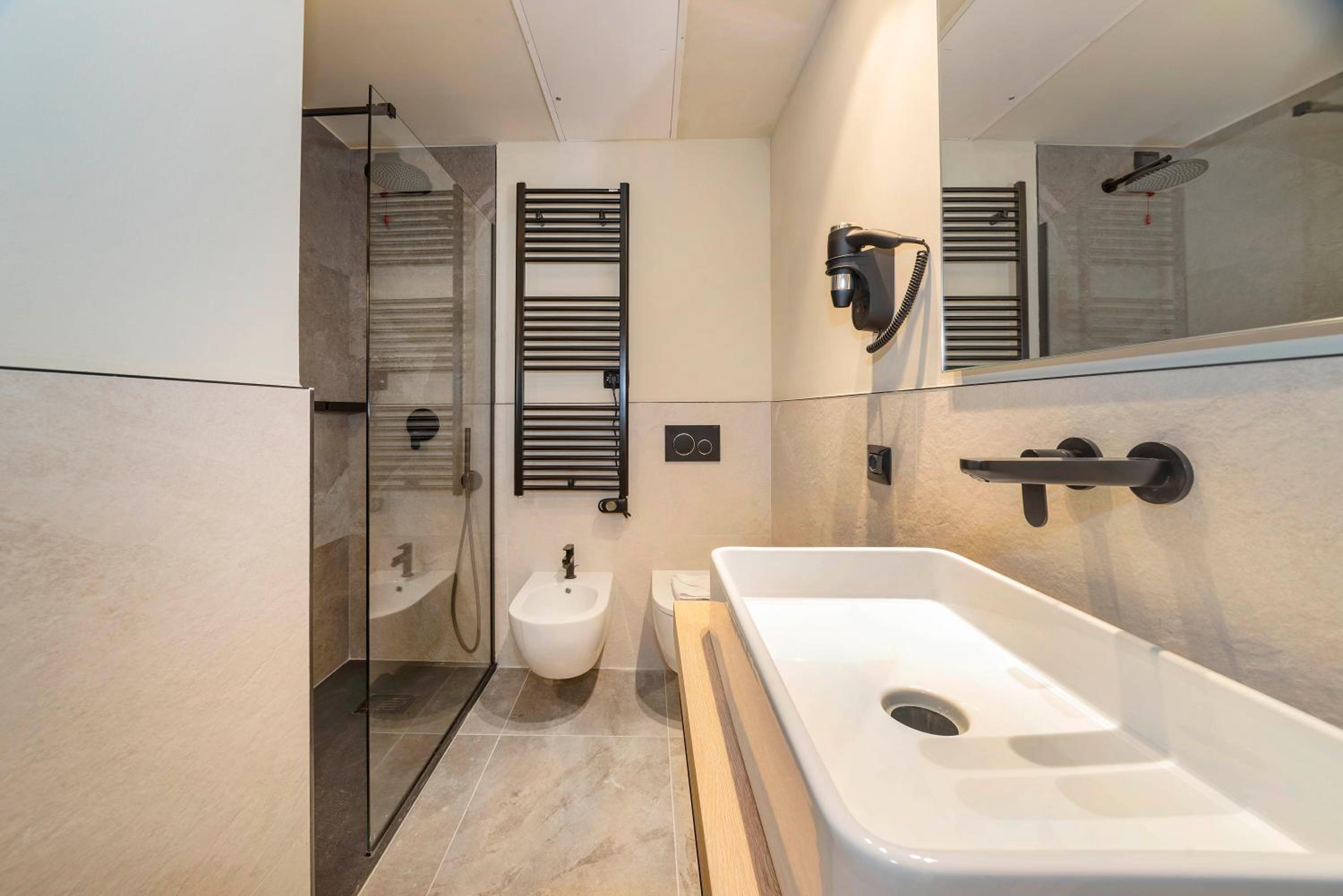 Italianflat - Verona's River, FREE PARKING for car & bike, nature, relax