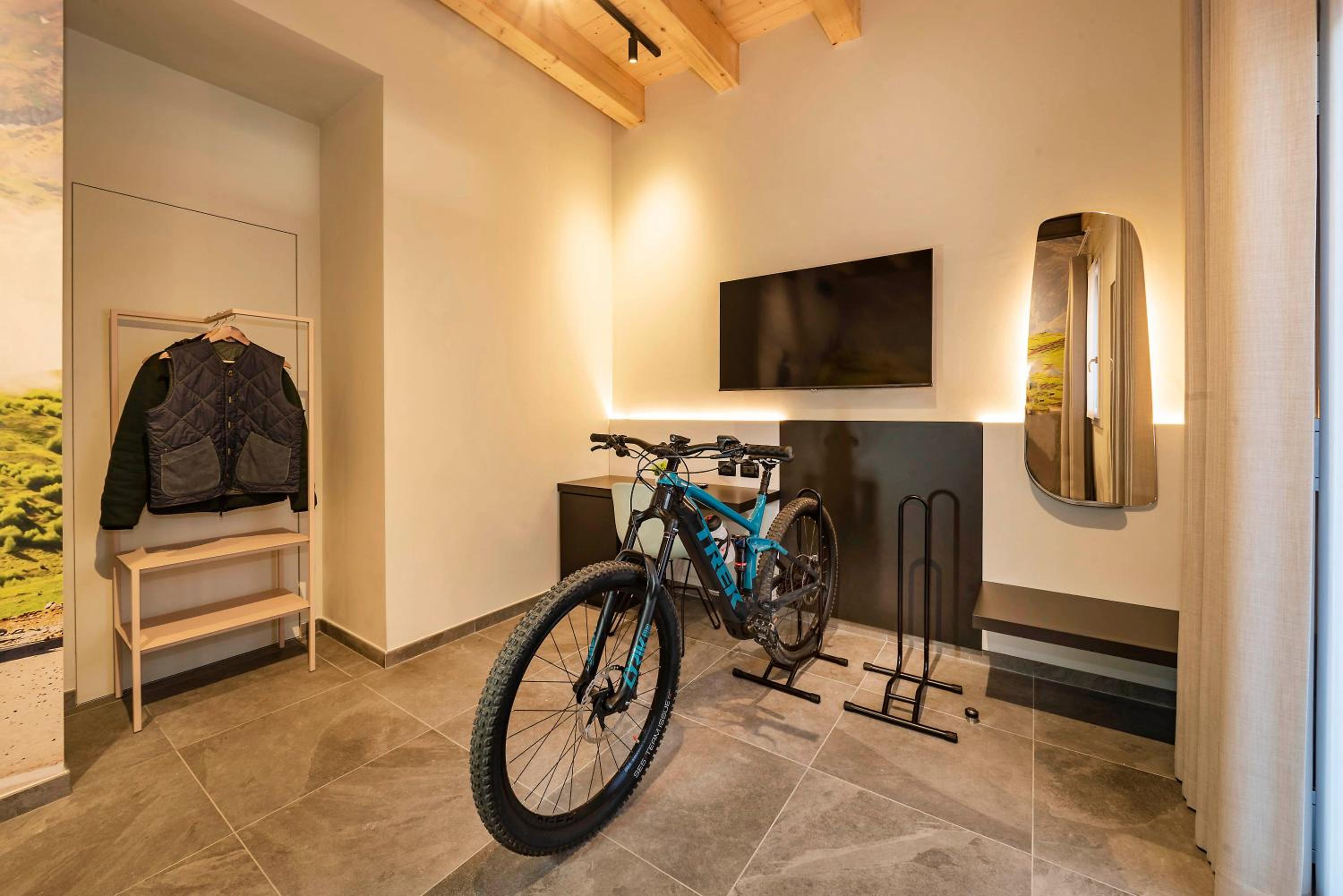 Italianflat - Verona's River, FREE PARKING for car & bike, nature, relax