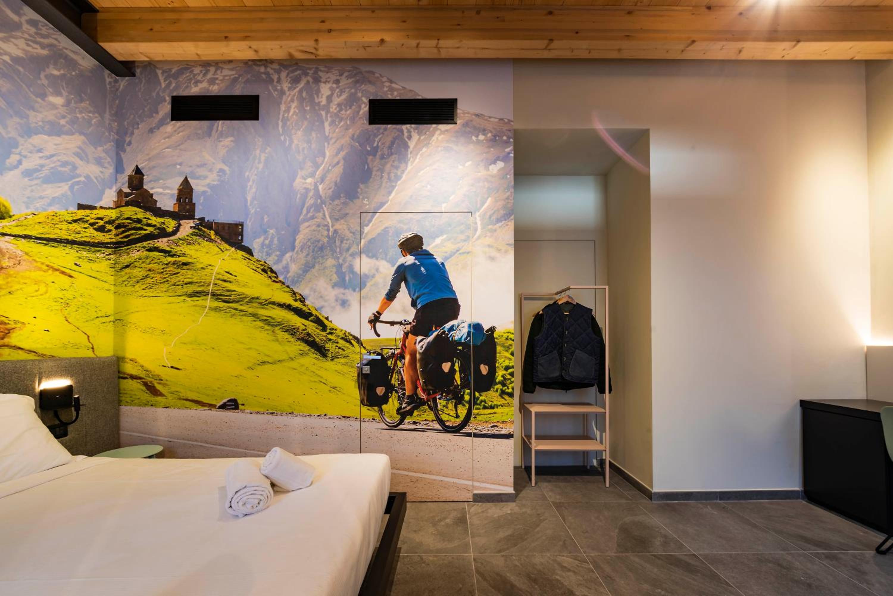Italianflat - Verona's River, FREE PARKING for car & bike, nature, relax
