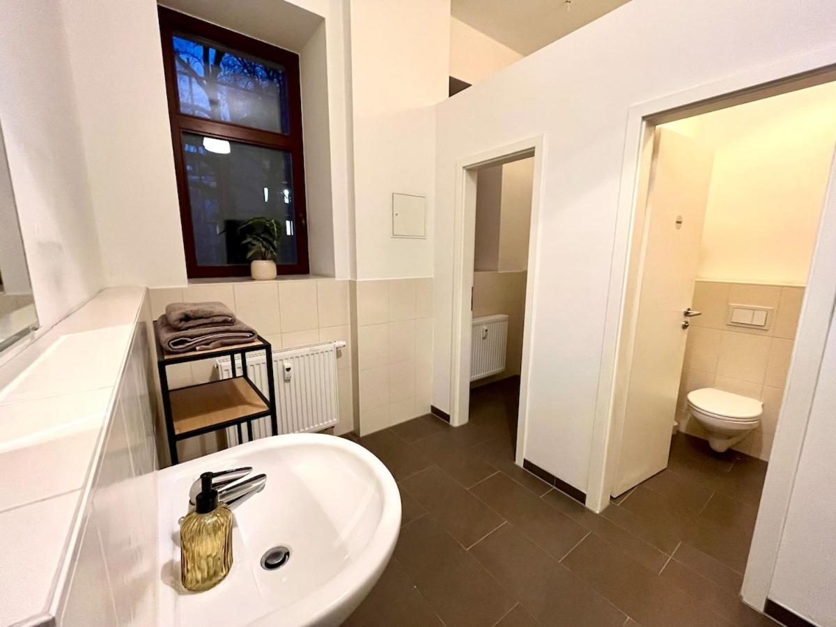 Großzügiges Apartment mit PKW-Stellplatz, Monteursunterkunft