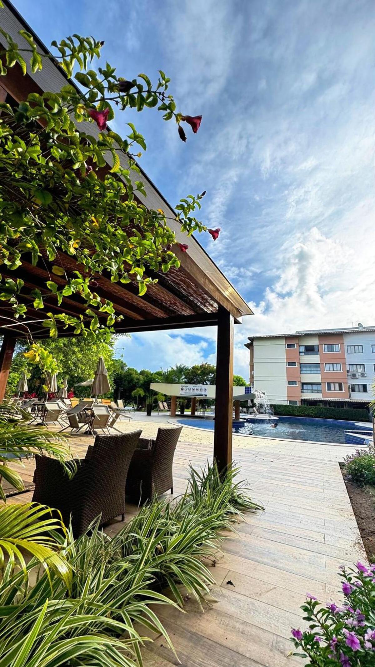 Cobertura duplex luxuosa na Praia de Guarajuba, seu Pet é bem vindo