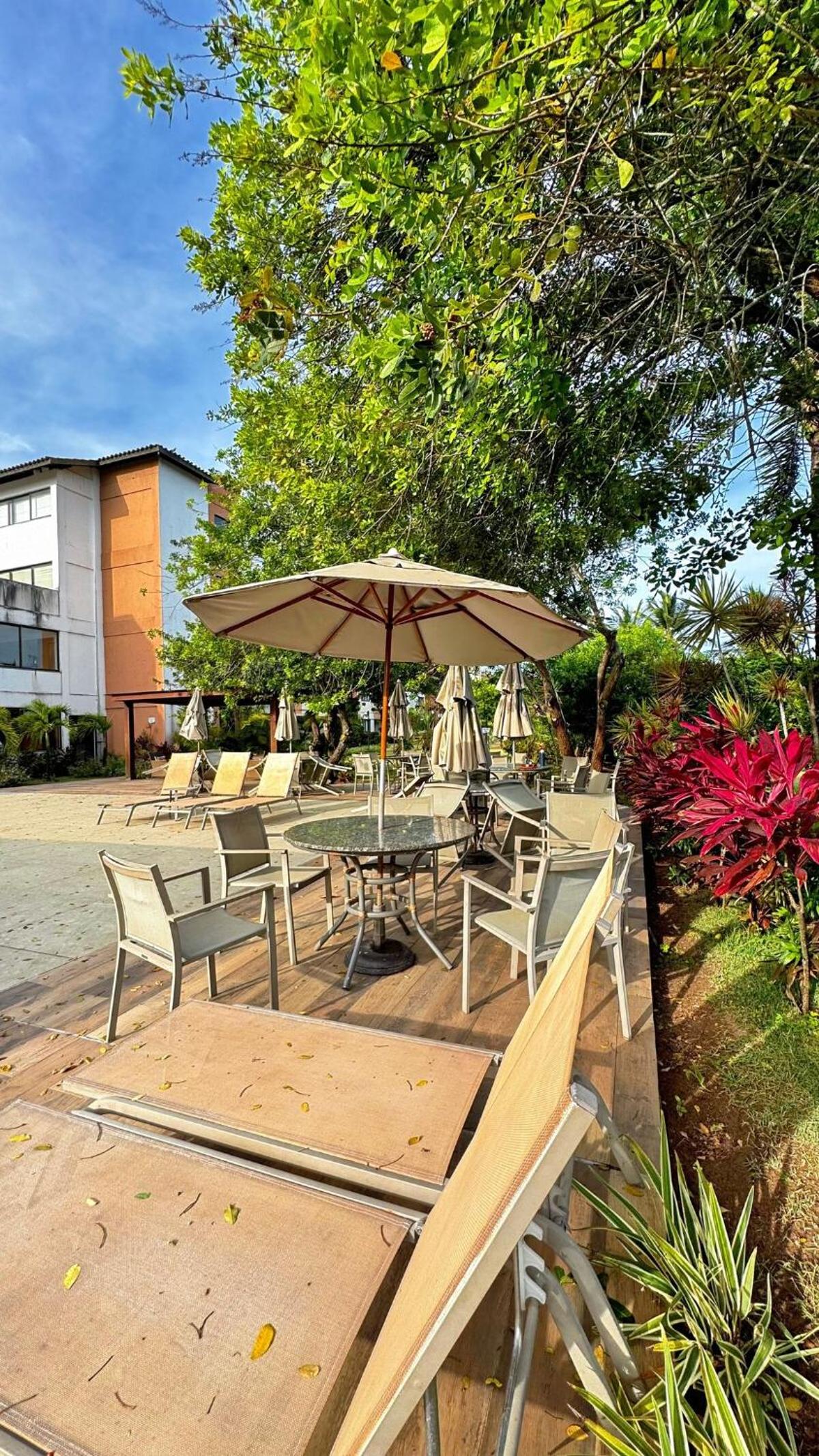 Cobertura duplex luxuosa na Praia de Guarajuba, seu Pet é bem vindo