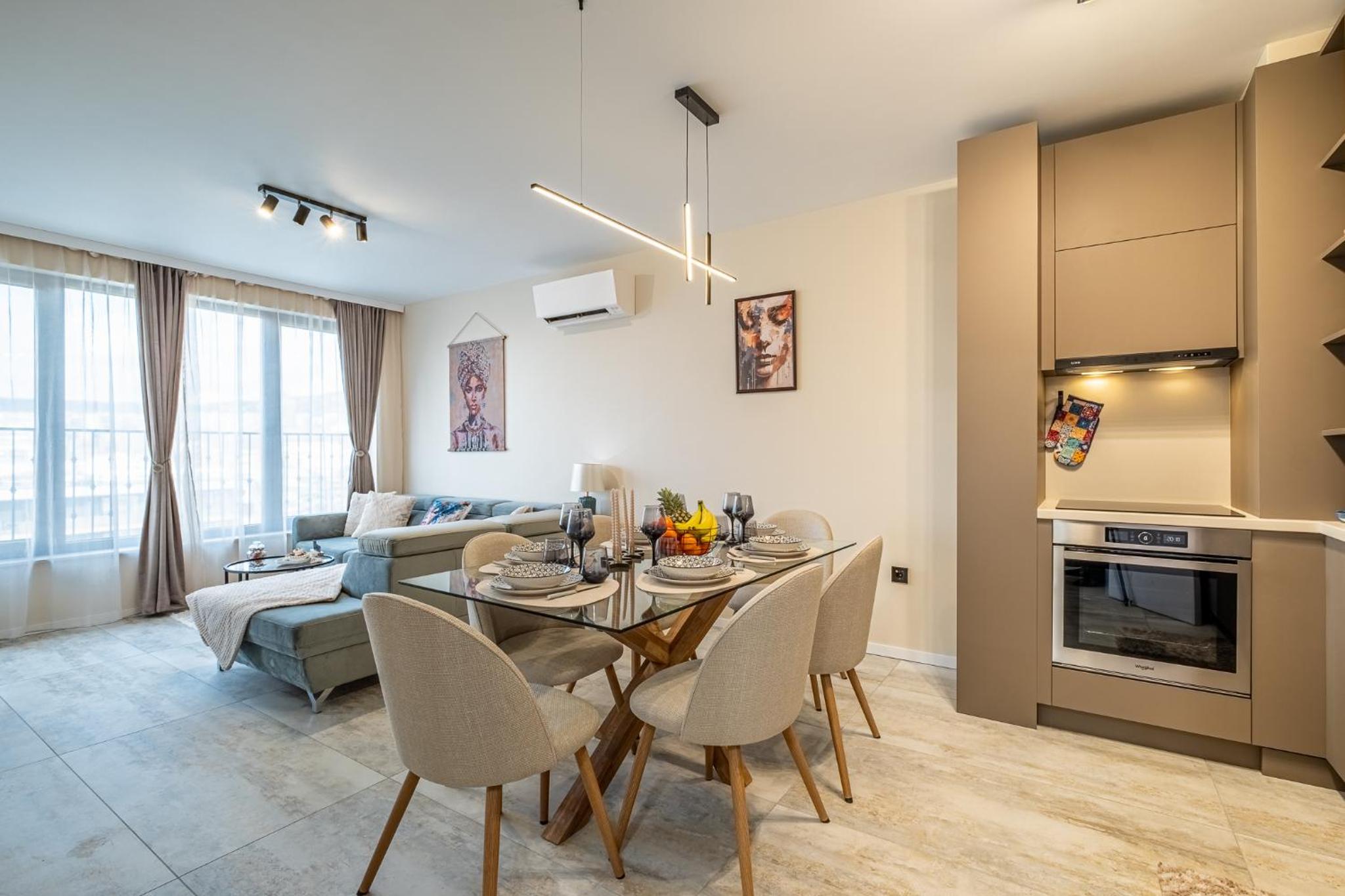 Luxury 2bedroom apartment in Complex Family Garden with FREE parking