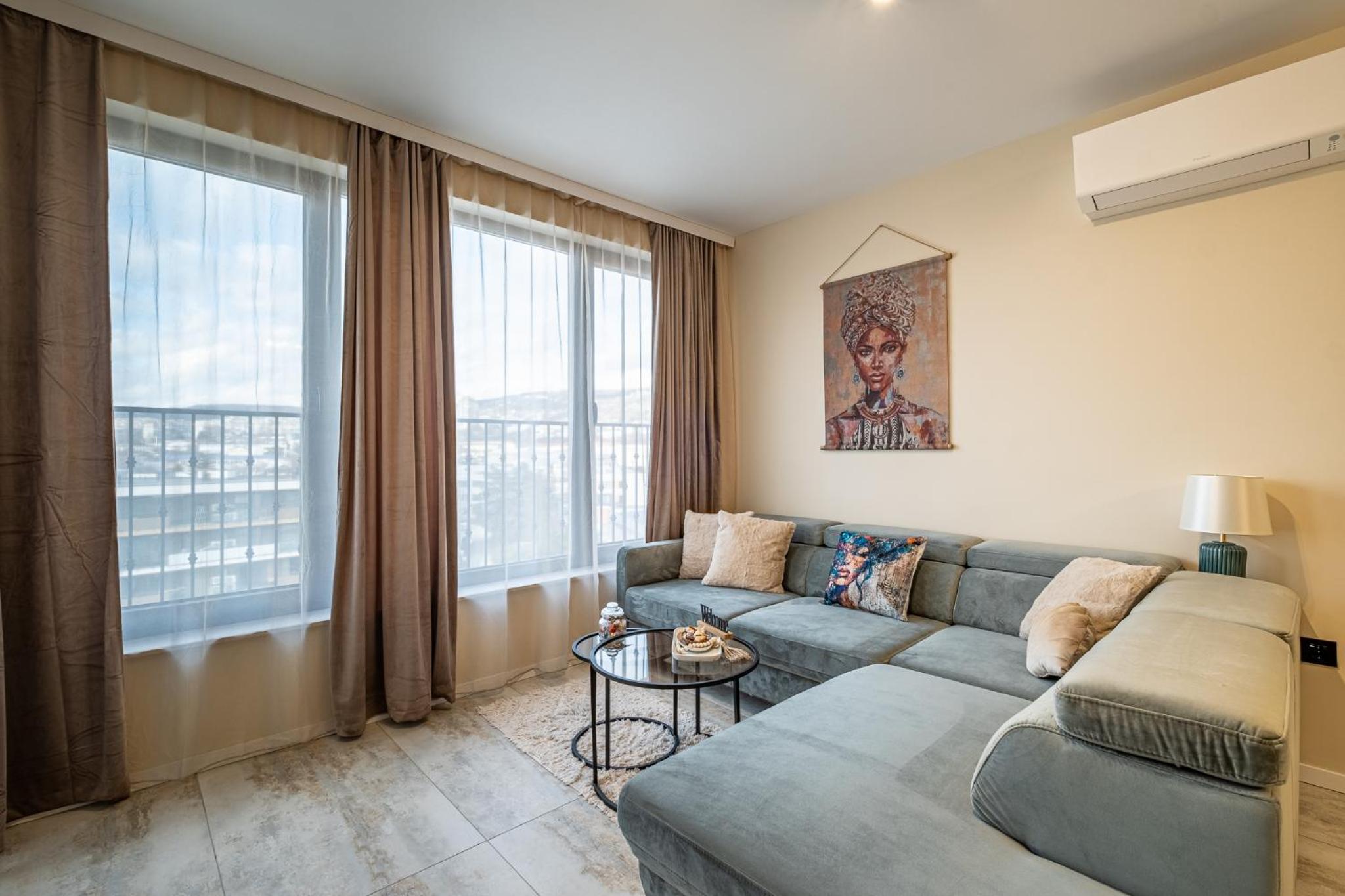 Luxury 2bedroom apartment in Complex Family Garden with FREE parking