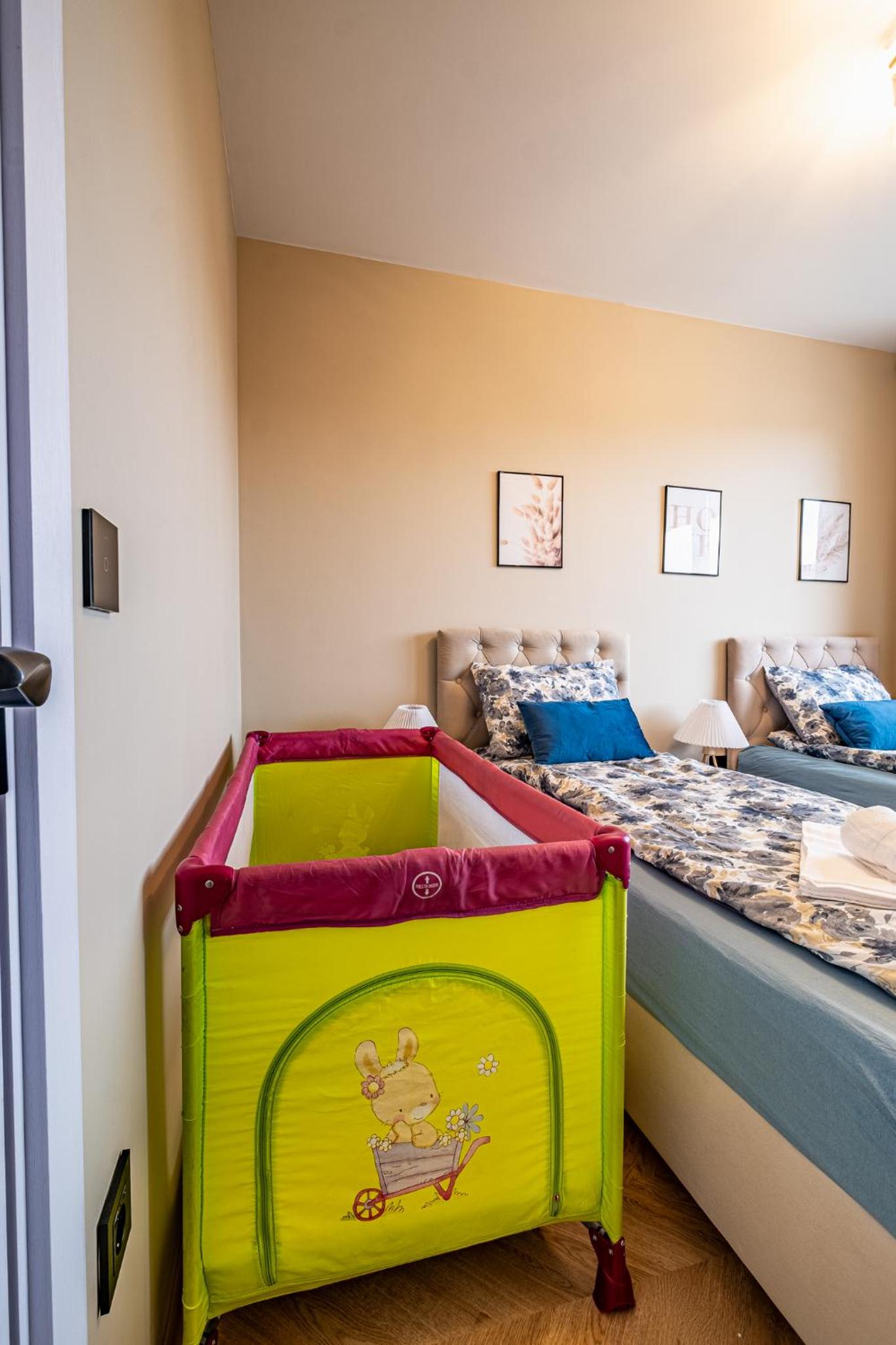 Luxury 2bedroom apartment in Complex Family Garden with FREE parking