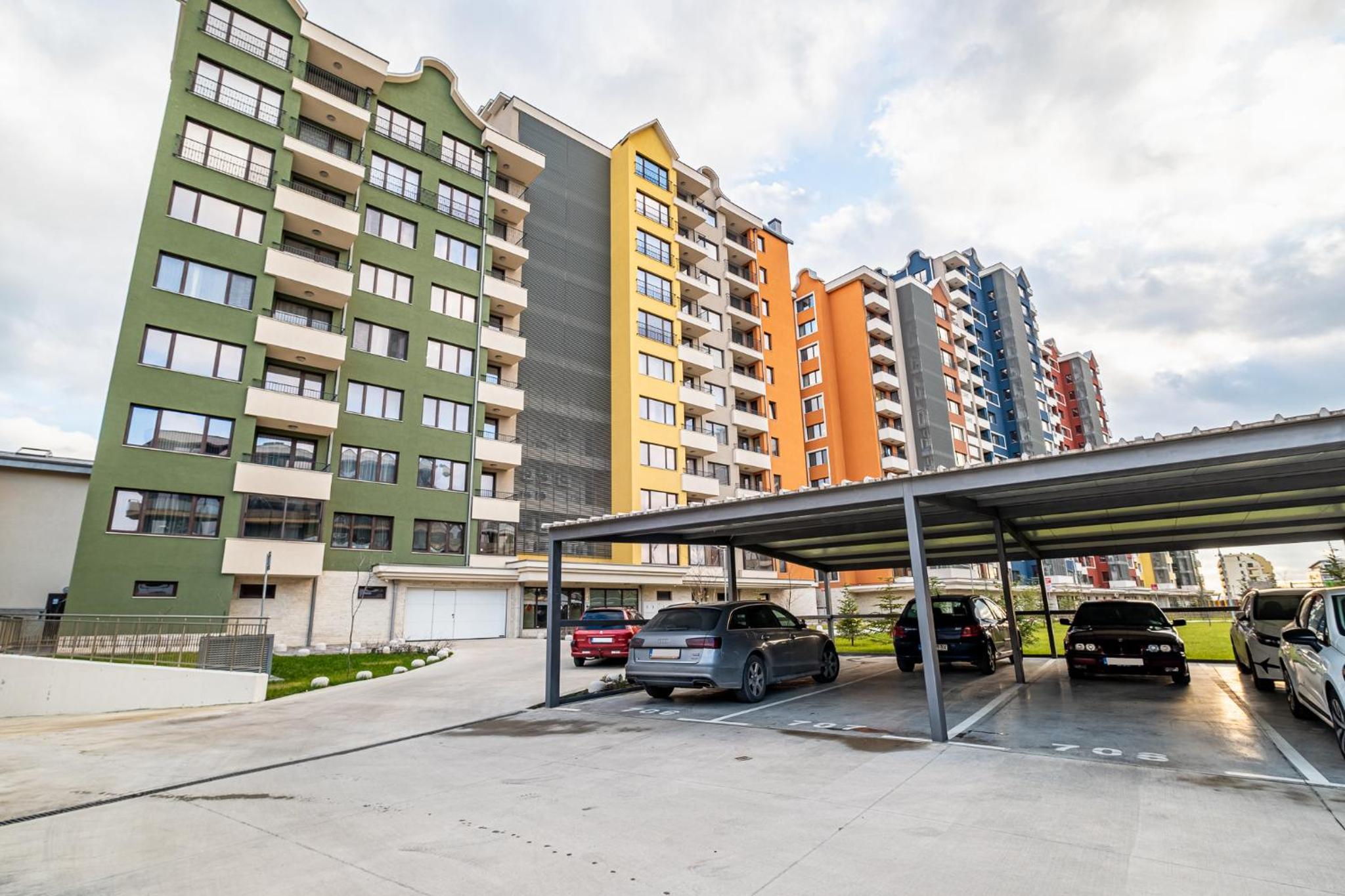 Luxury 2bedroom apartment in Complex Family Garden with FREE parking