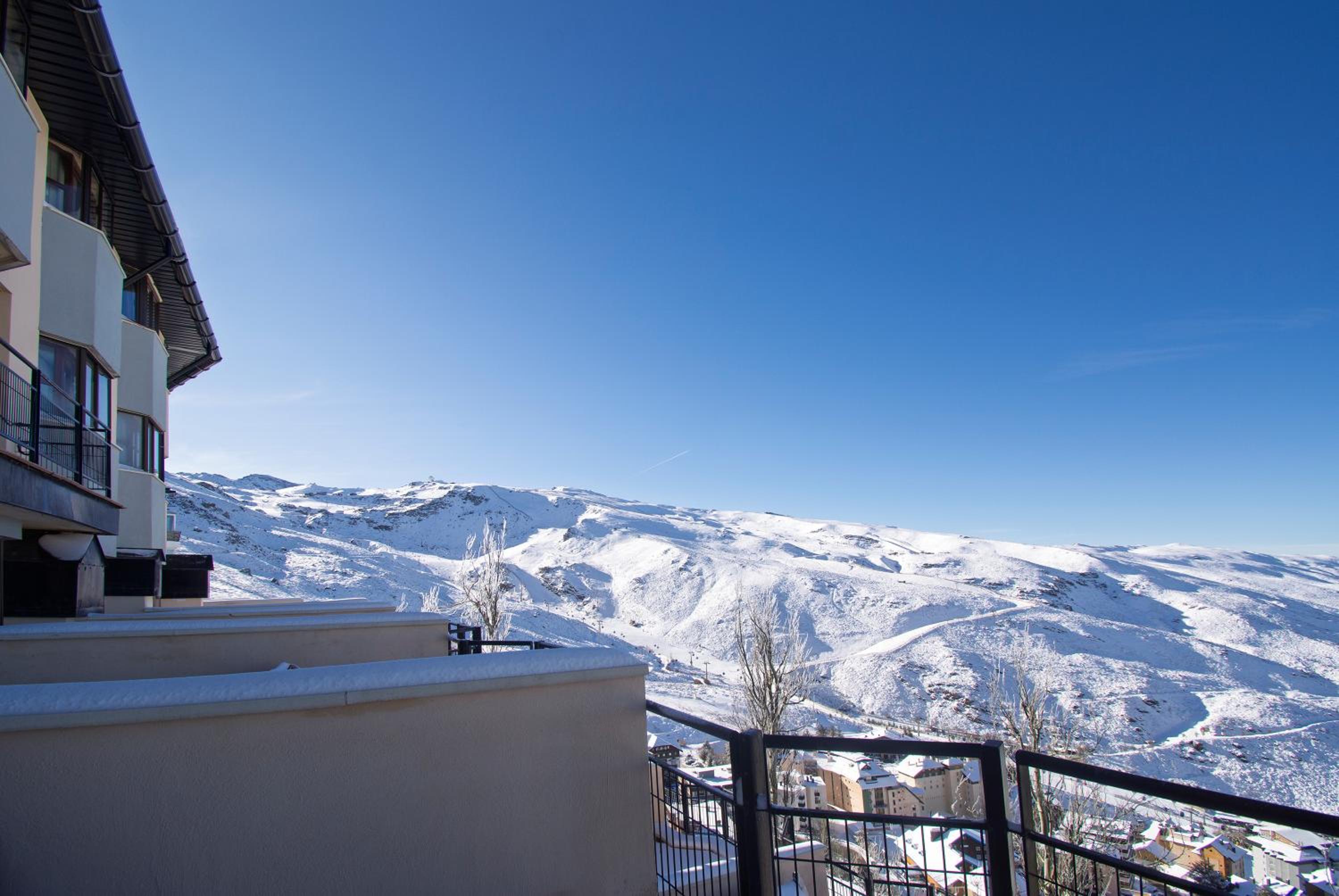 SnowGranada Los Valles Alodia House