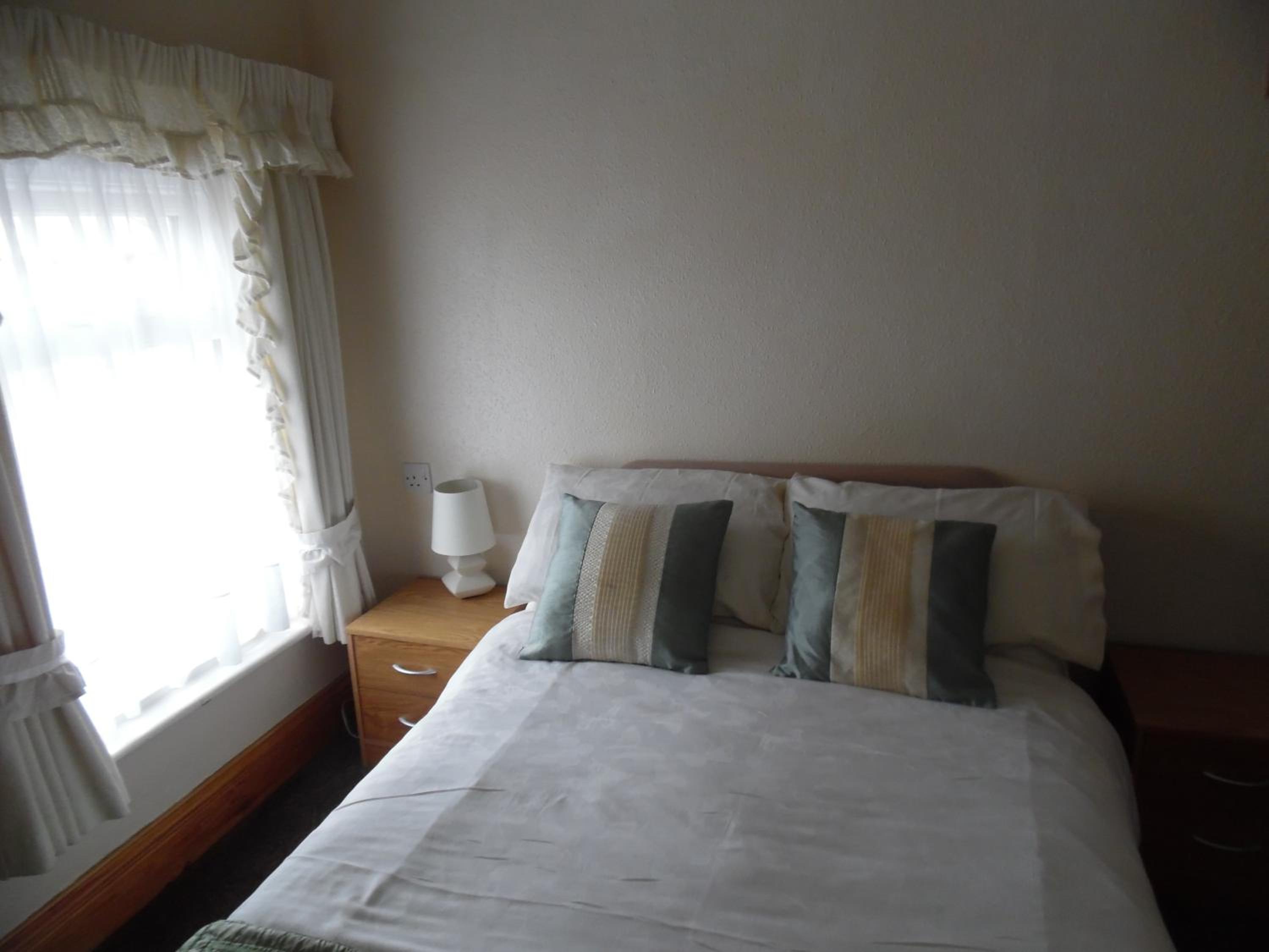 Alondra Hotel